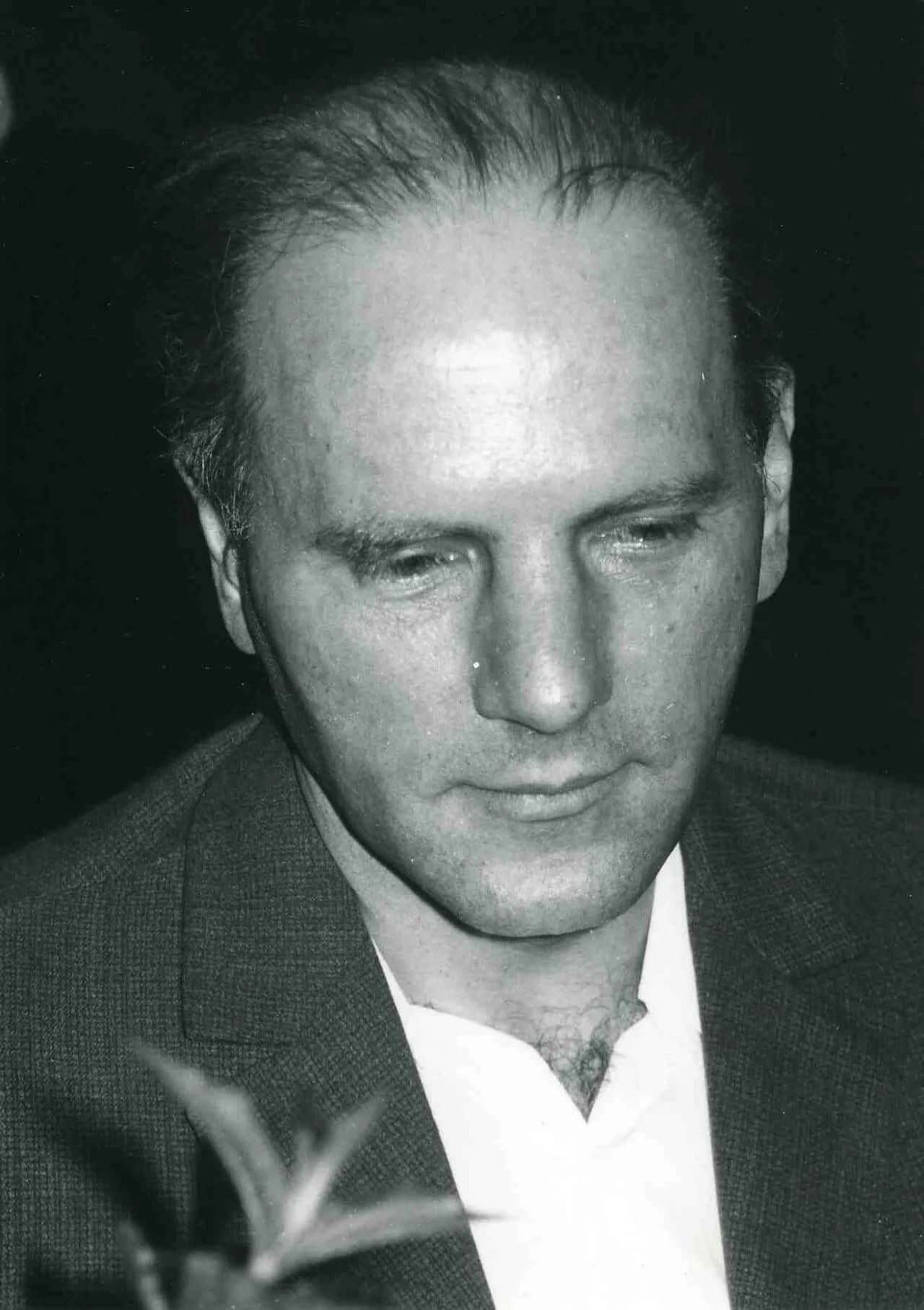 Mario Szenessy
