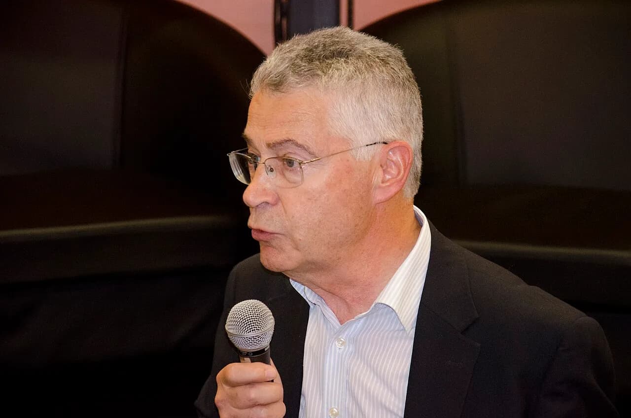 András Oplatka