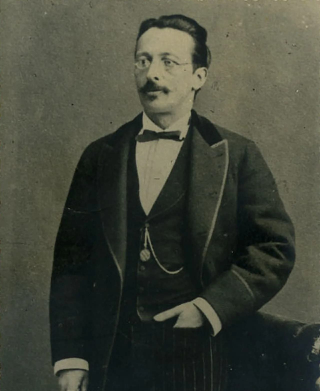Ricardo Puente y Brañas