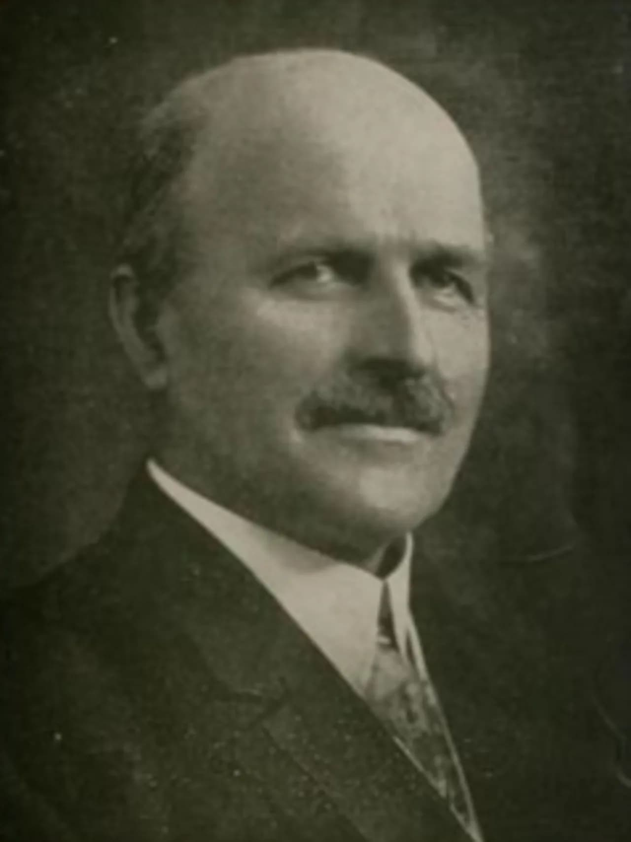 Murdock MacKinnon