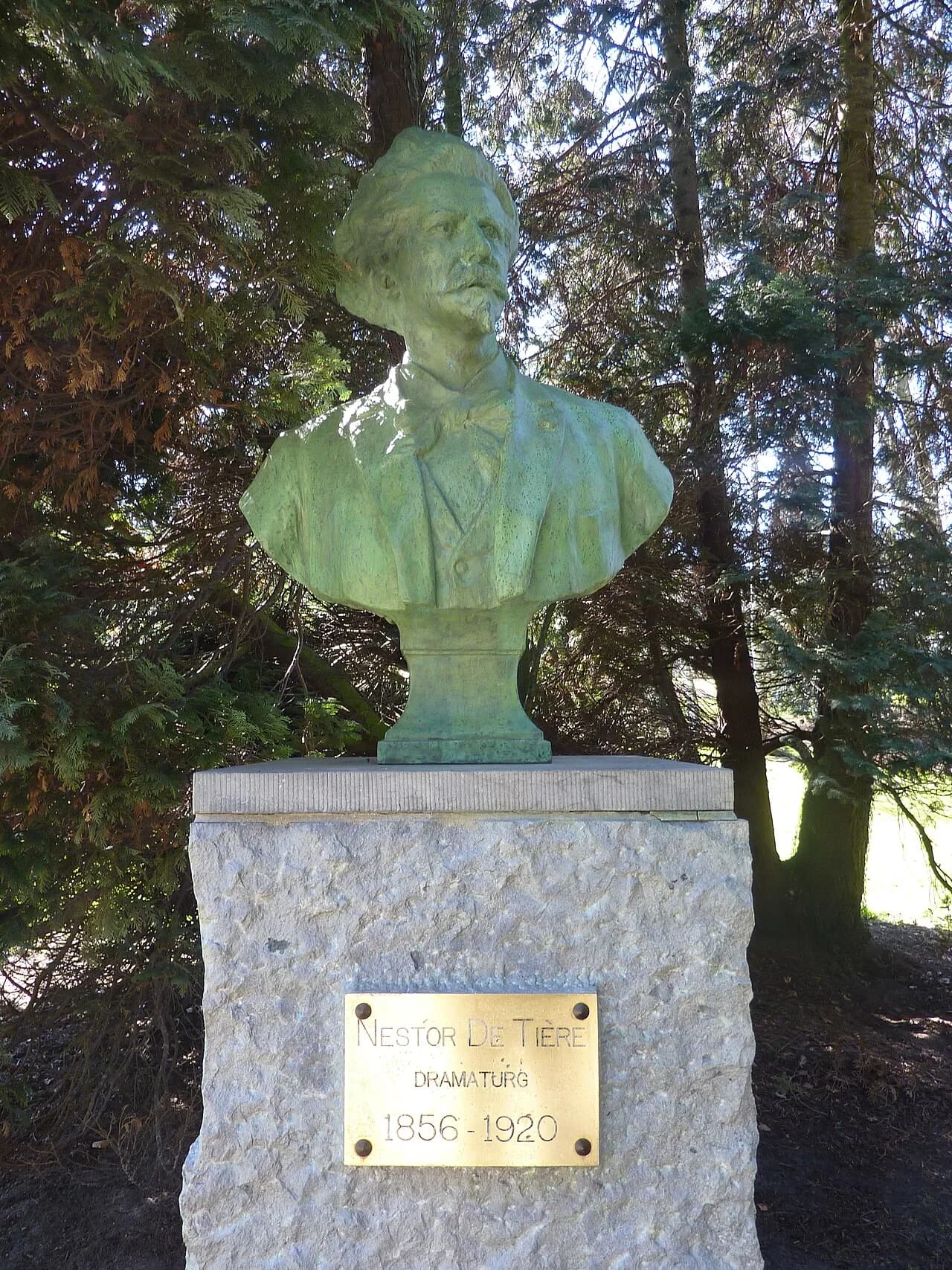Nestor de Tière