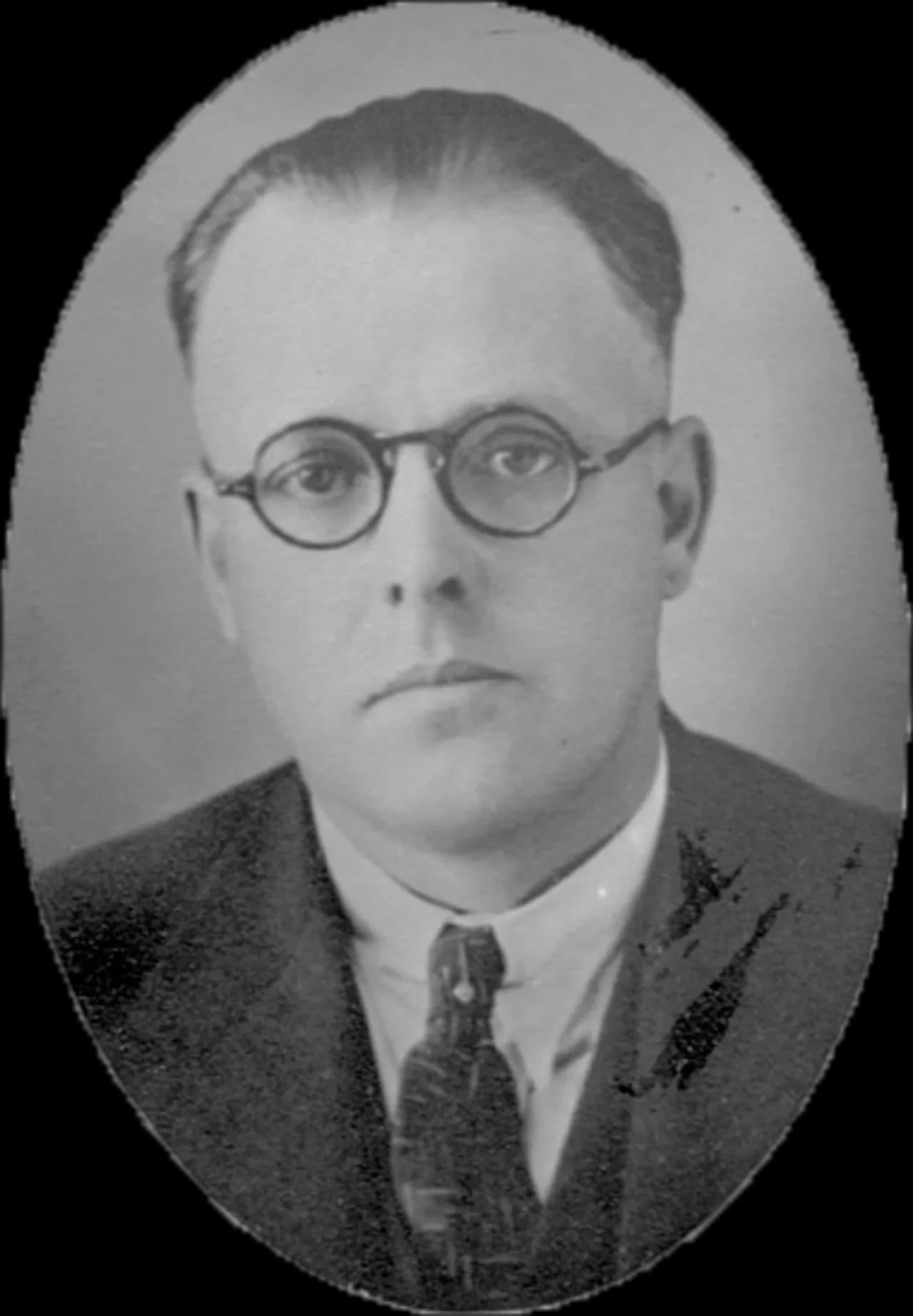 Glenville MacLachlan