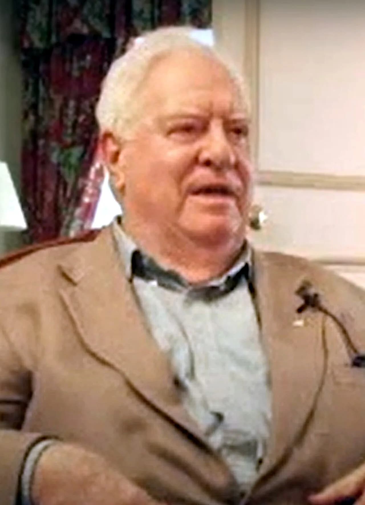 Douglas Campbell