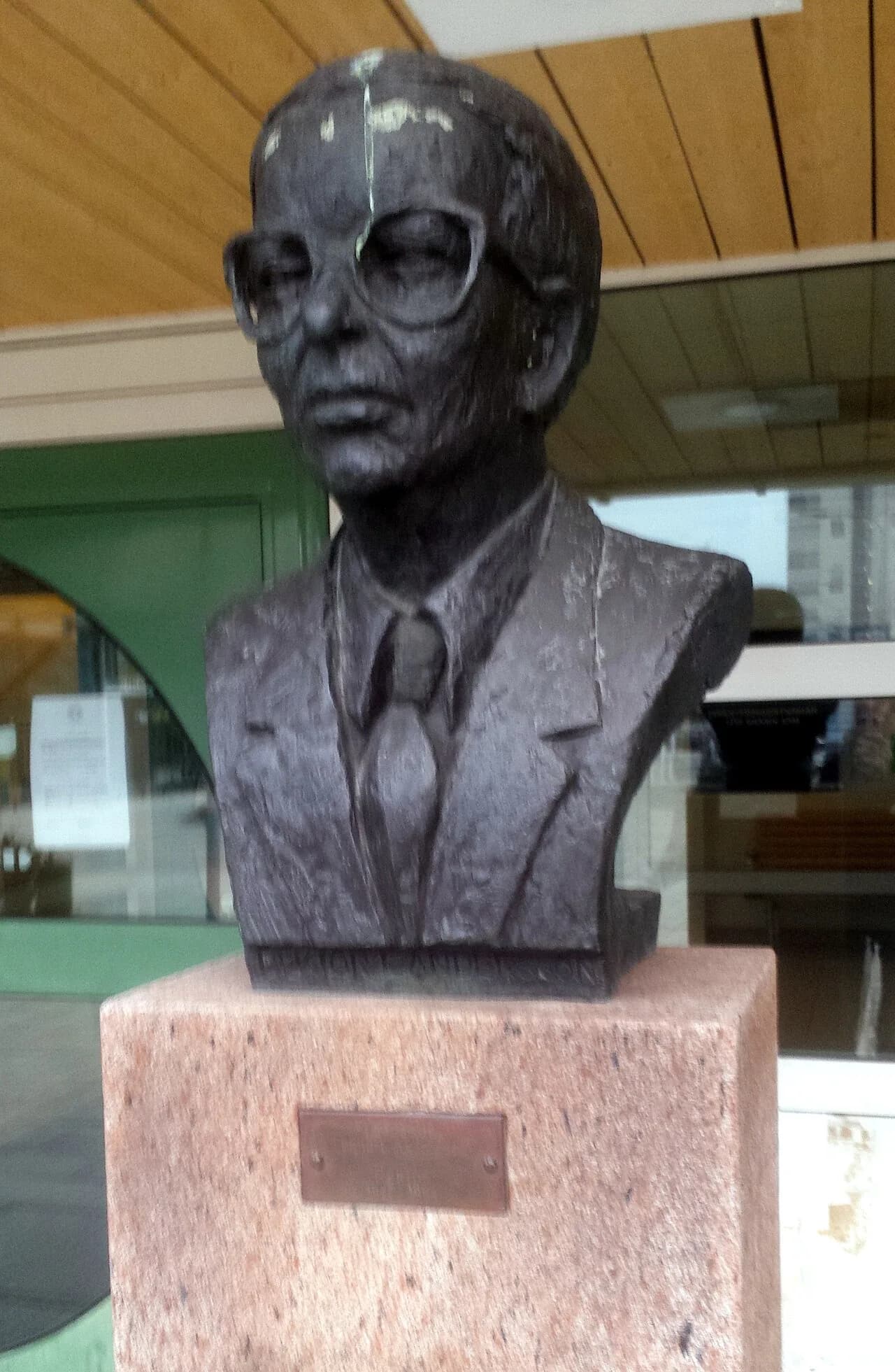 Lennart Andersson