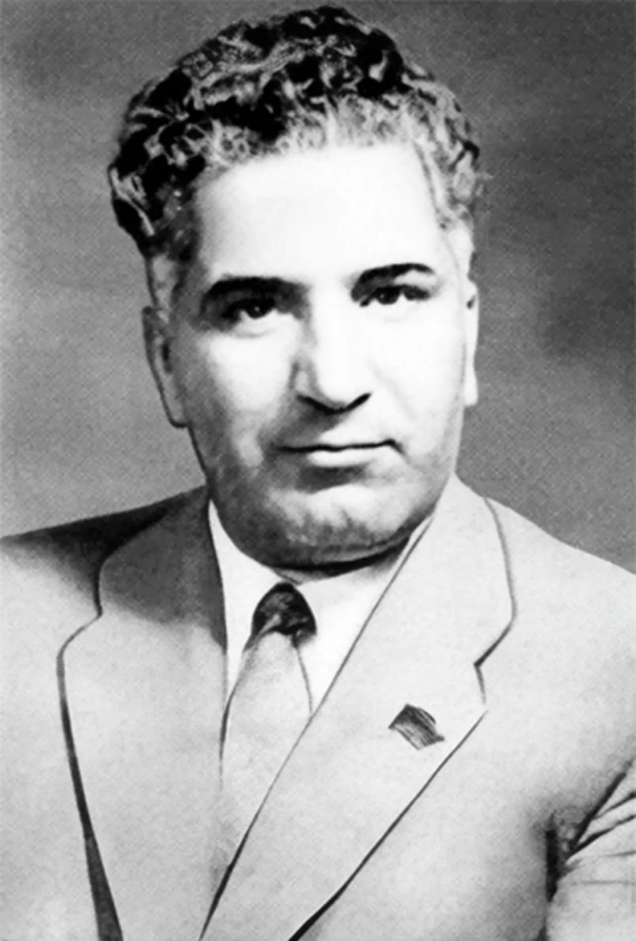 Vəli Axundov