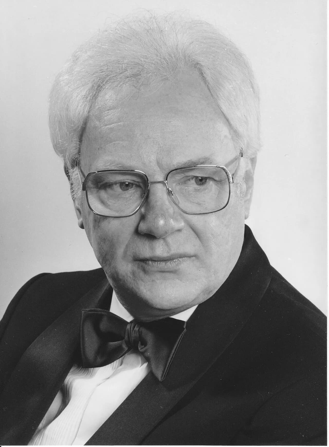 Oswald Gilles
