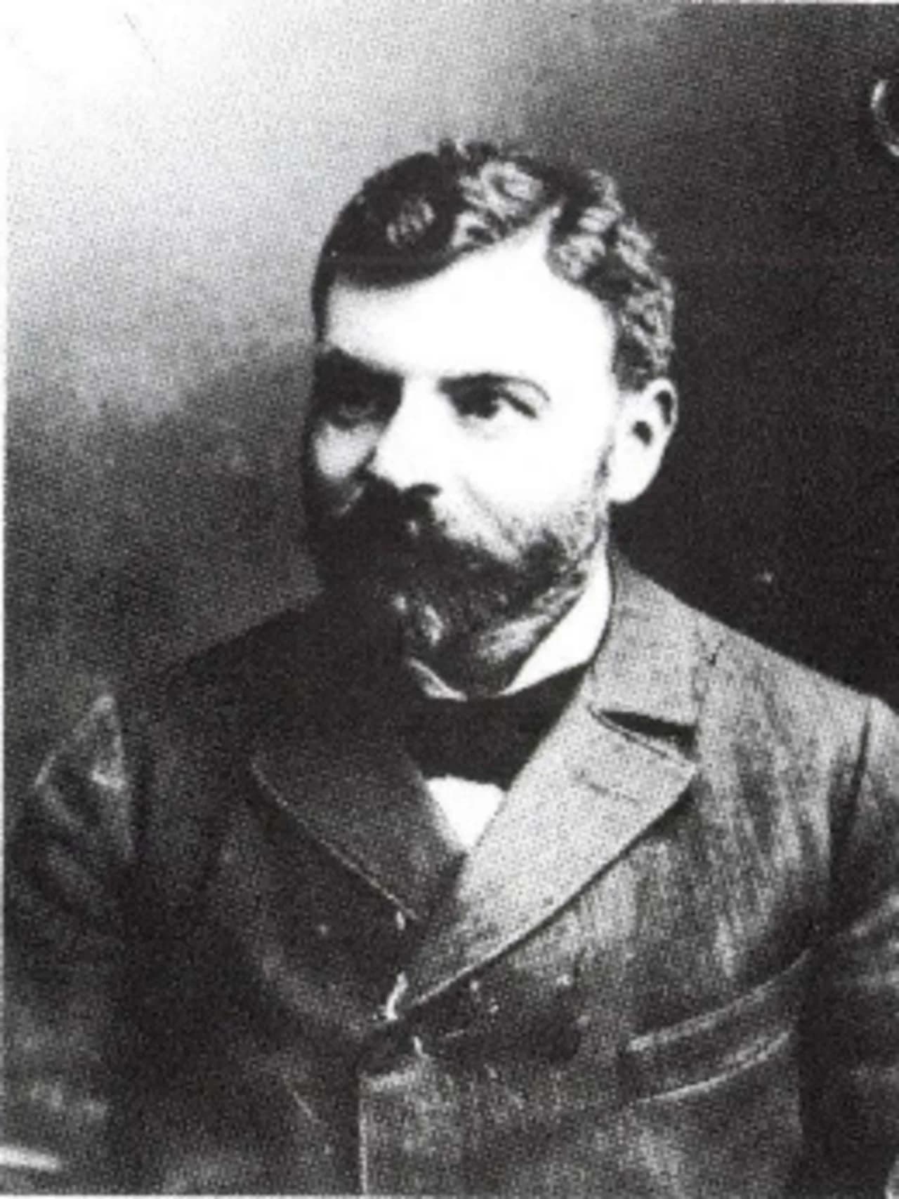 Simon Bauer