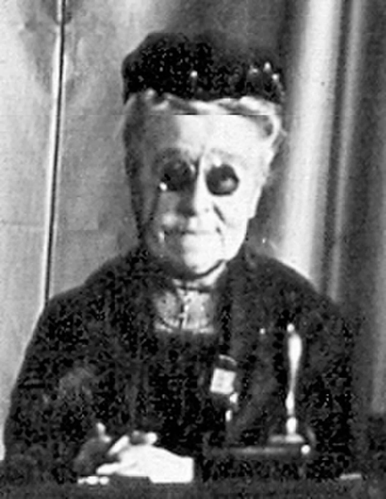 Marie Larroche