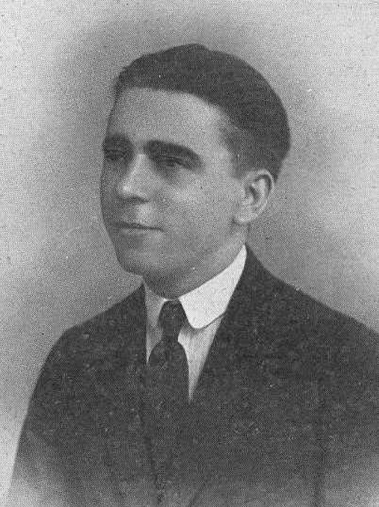 Ramón Canoura Fernández