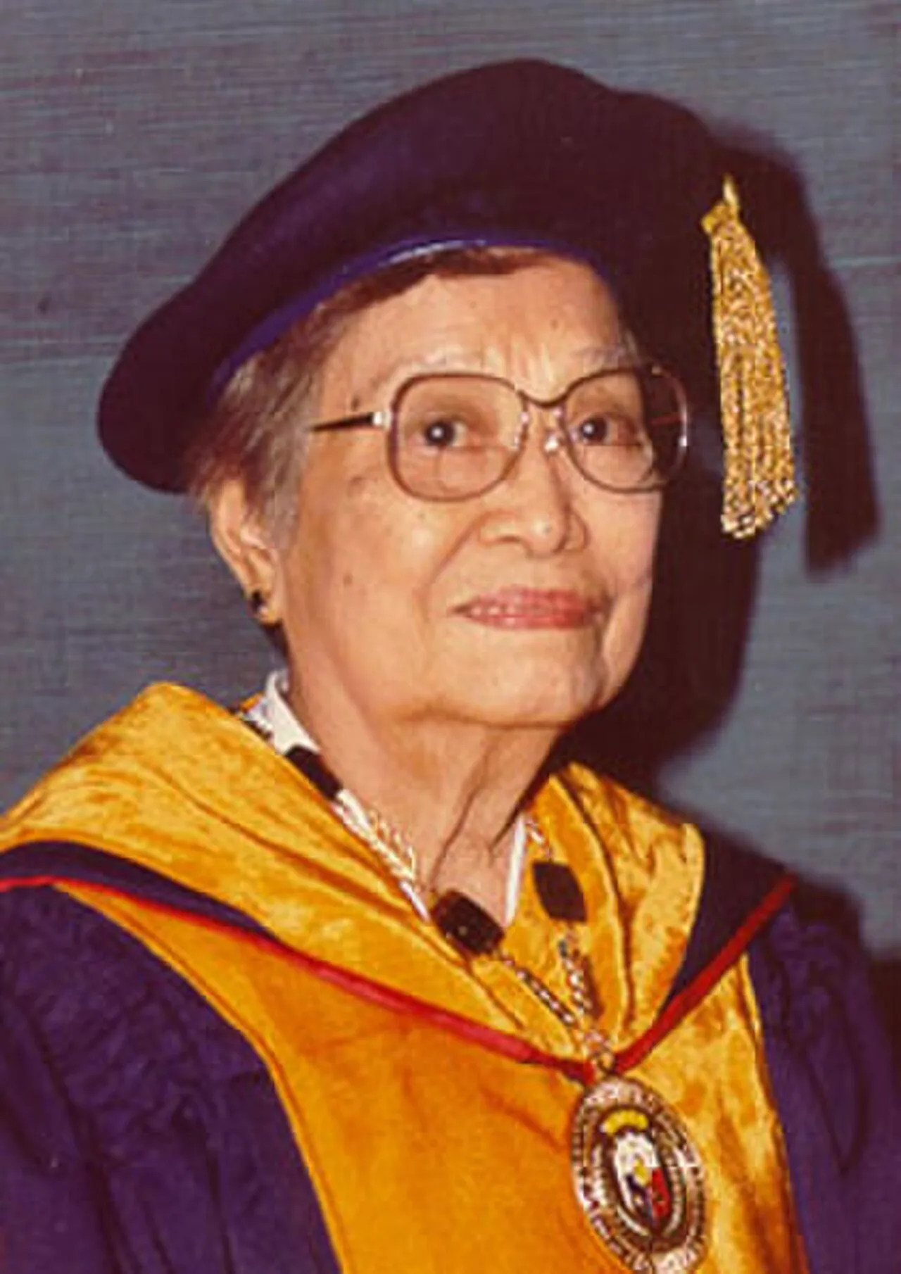 Luz Oliveros-Belardo