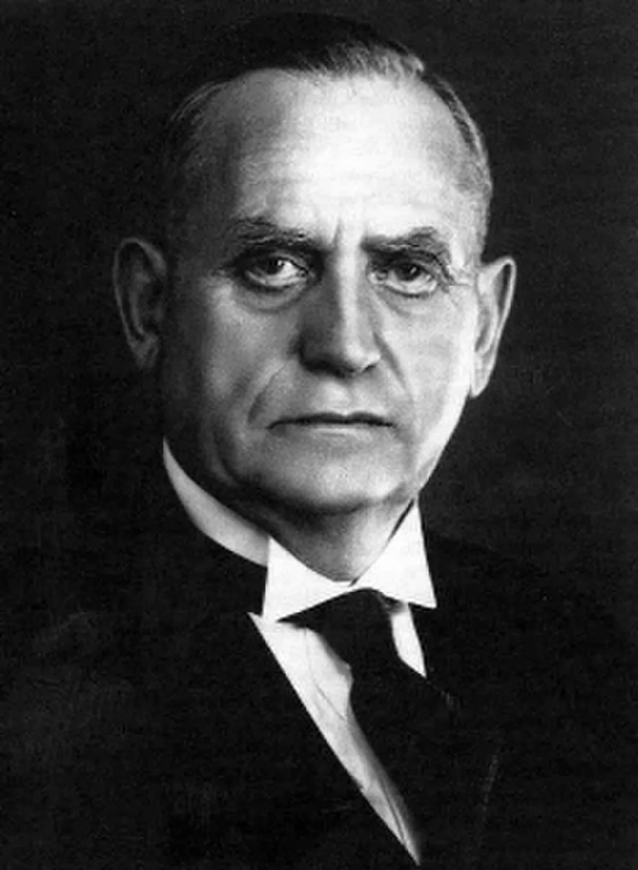 Sveinn Björnsson