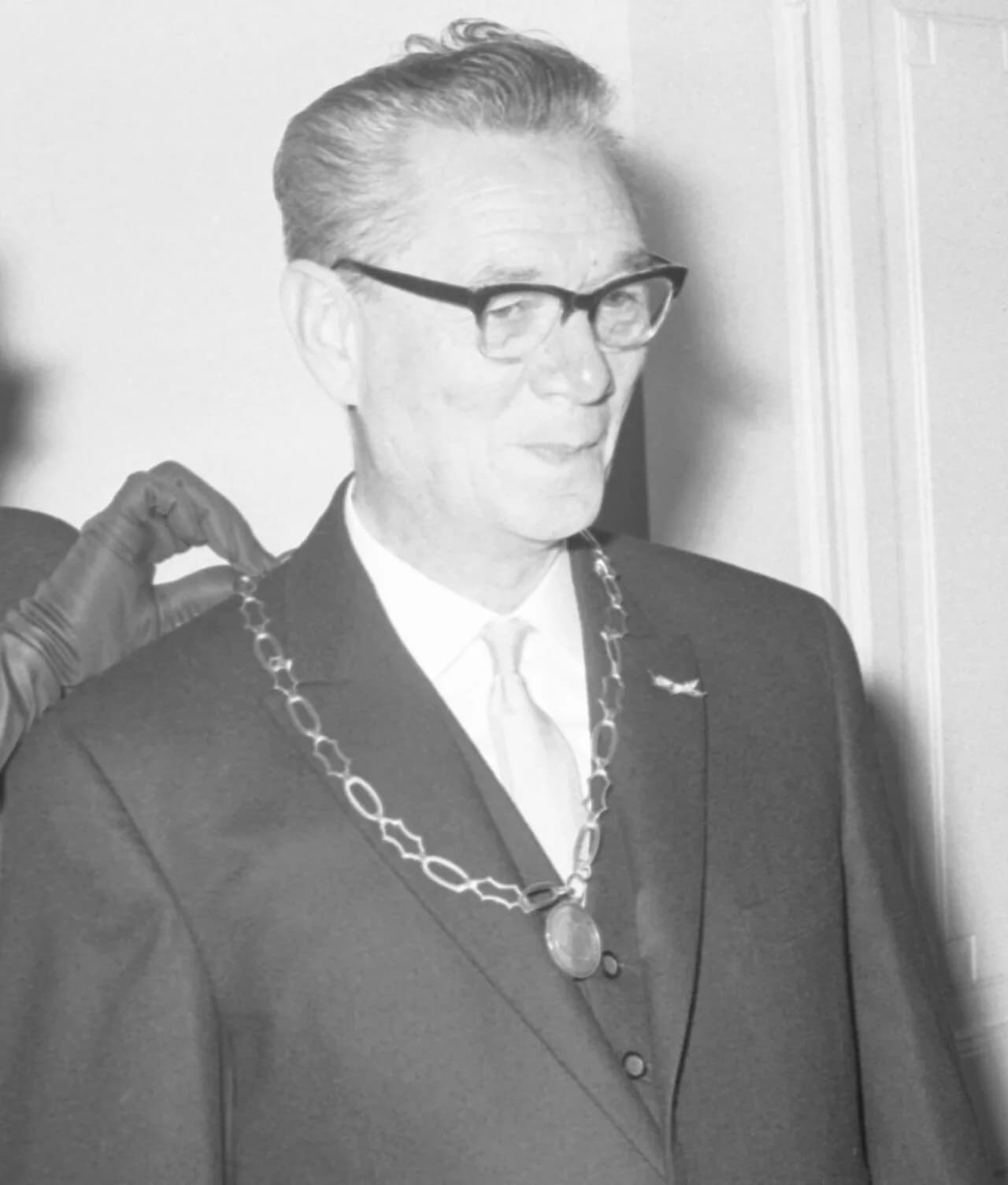 H. van Es