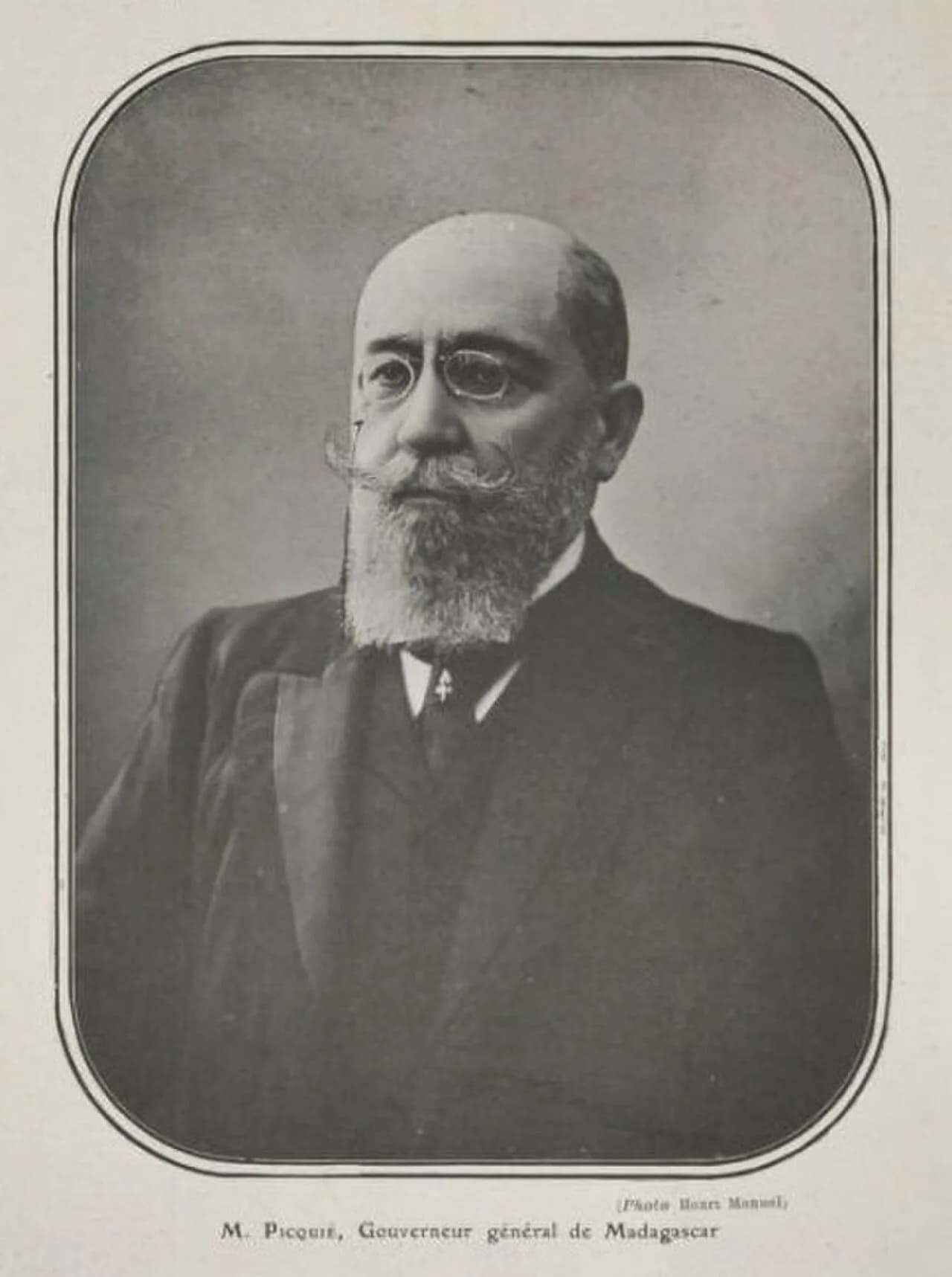 Albert Jean George Marie Louis Picquié