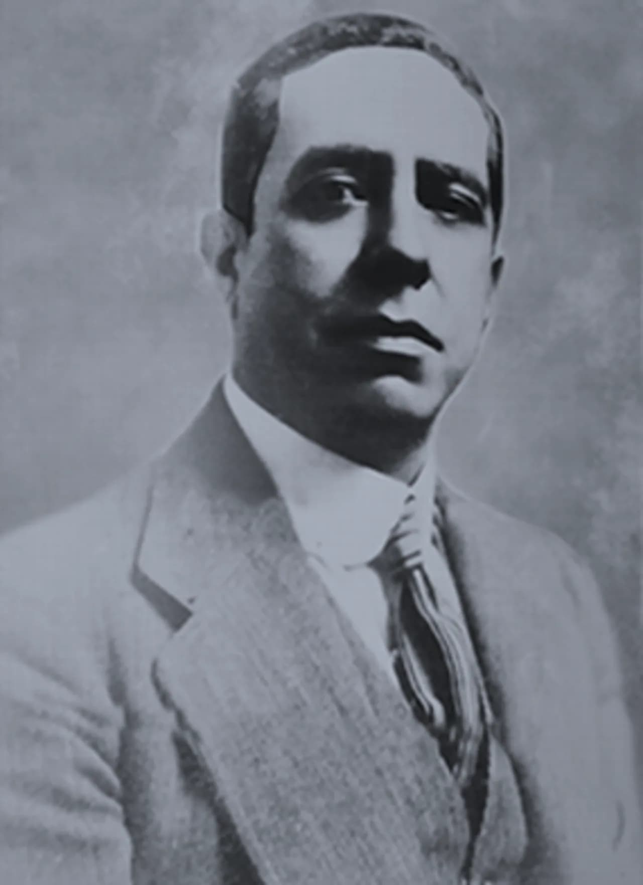 Ernesto Perusquía