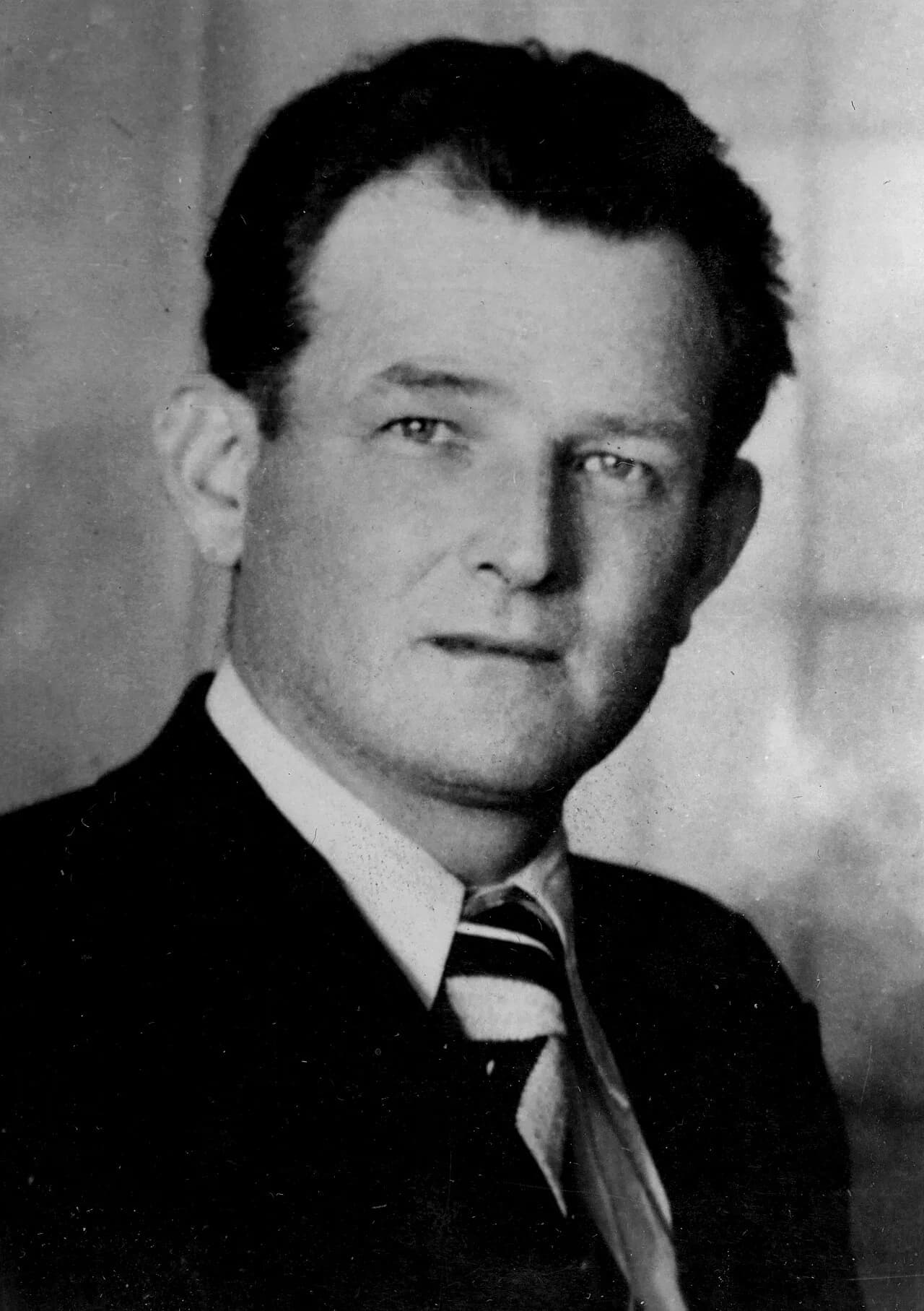 Leopold Stražišar