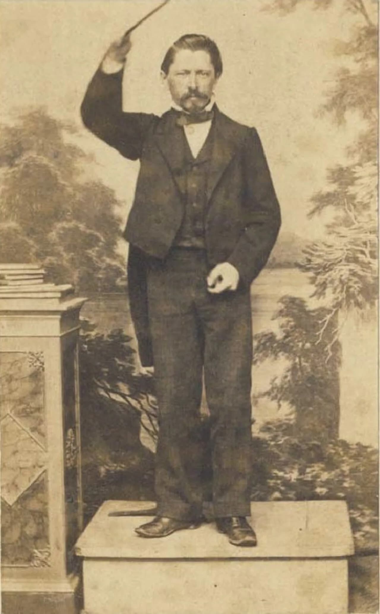 Rudolf Tschirch
