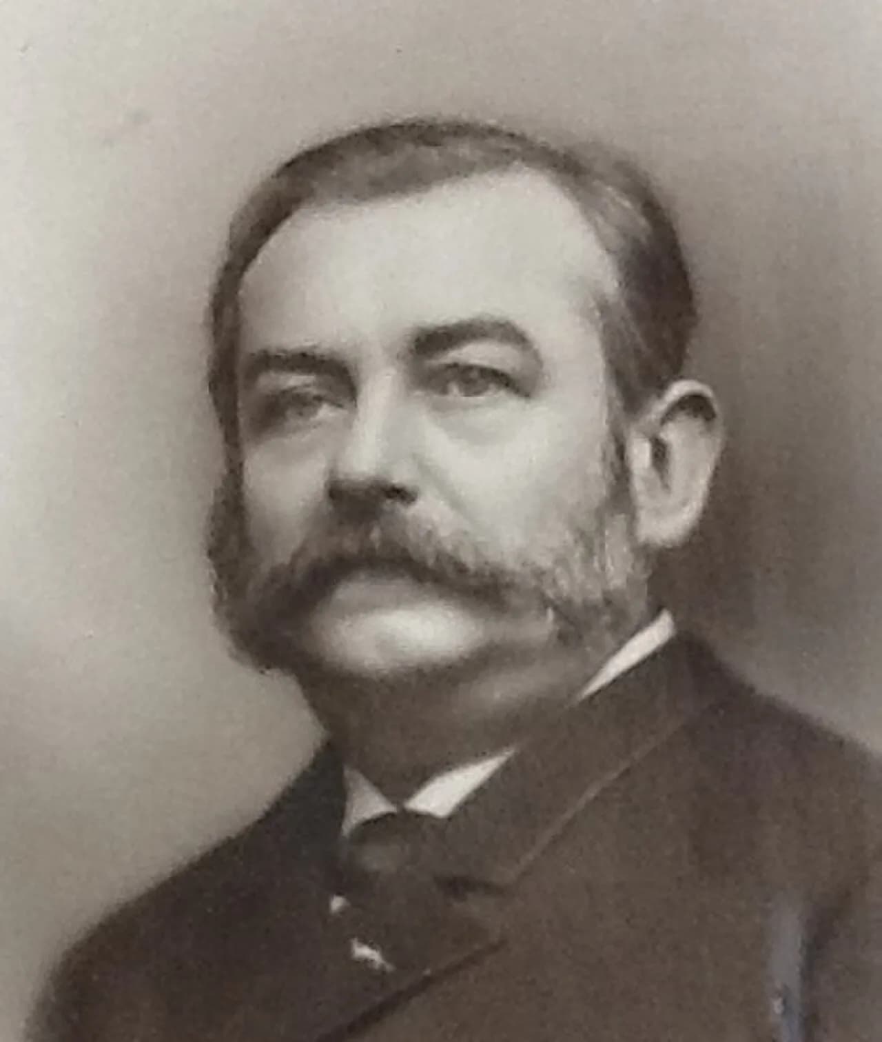 Léon Vigreux