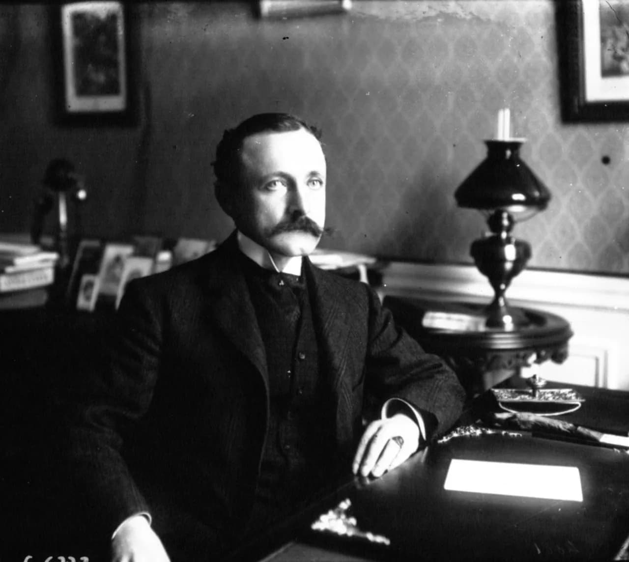 Georges Castillon de Saint-Victor