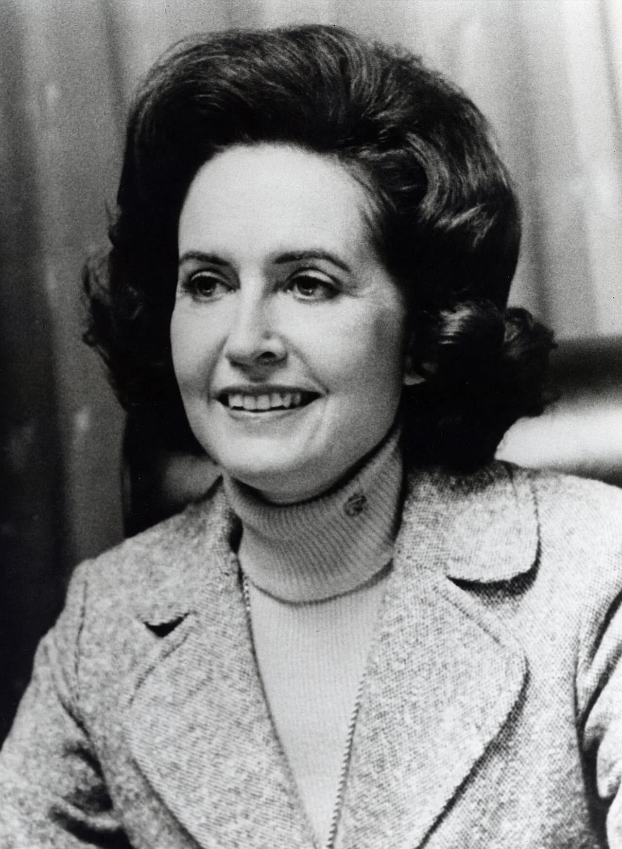 Shirley Neil Pettis