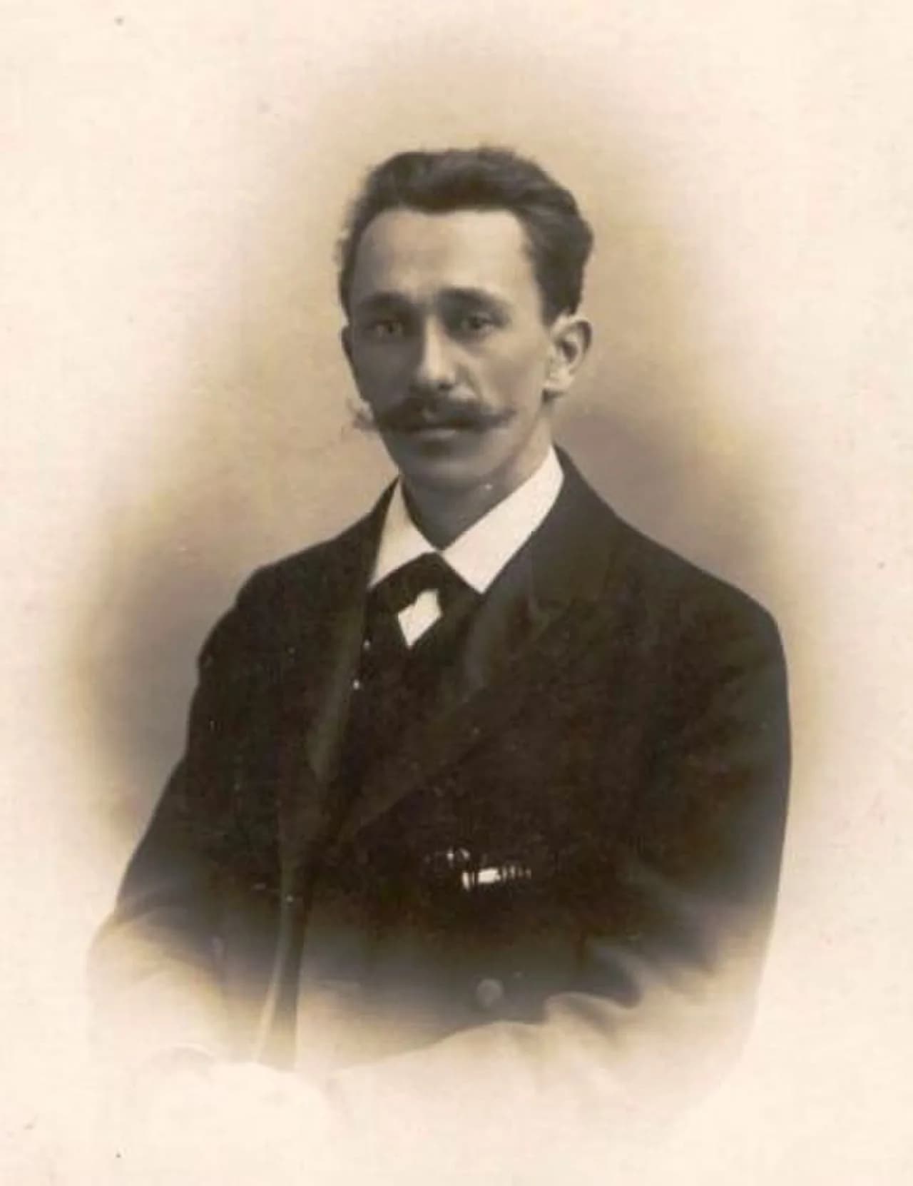 A.V. Zhuravskiĭ