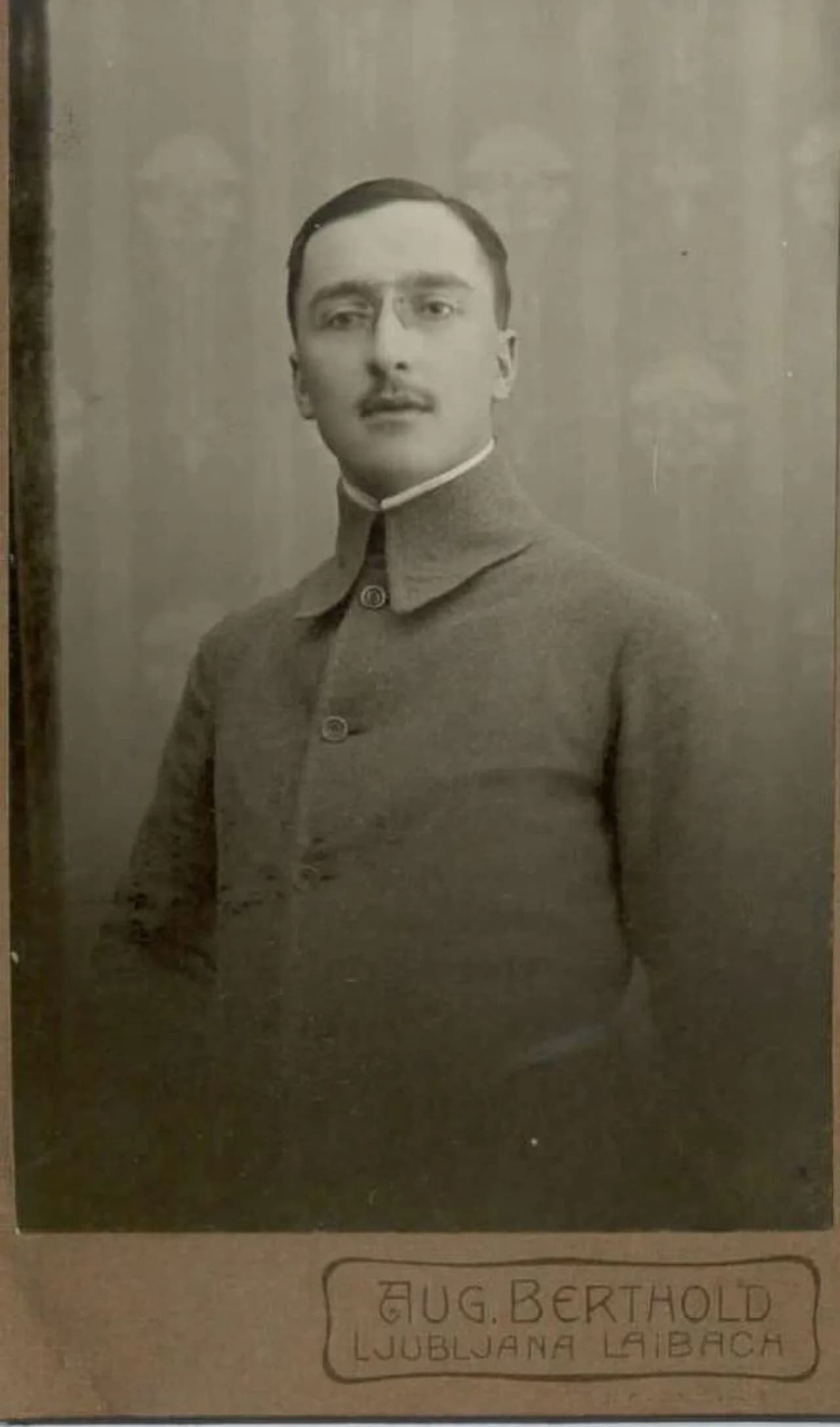 Vilko Mazi