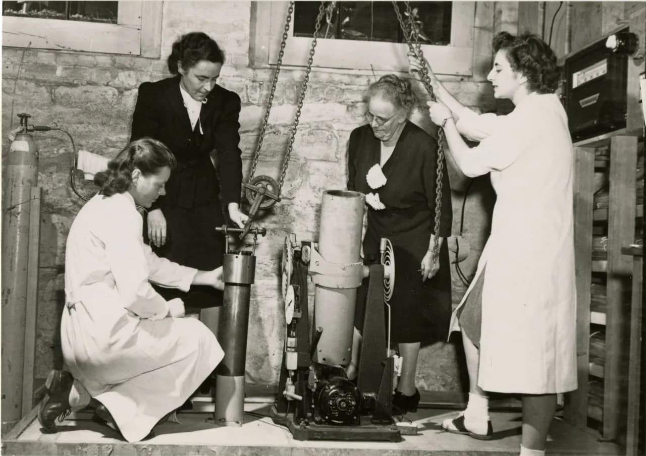 Marie Mercury Roth