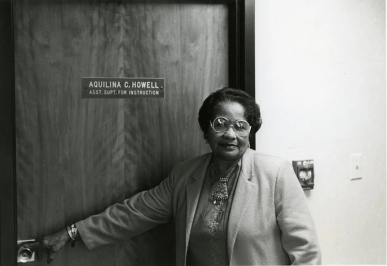 Aquilina Howell