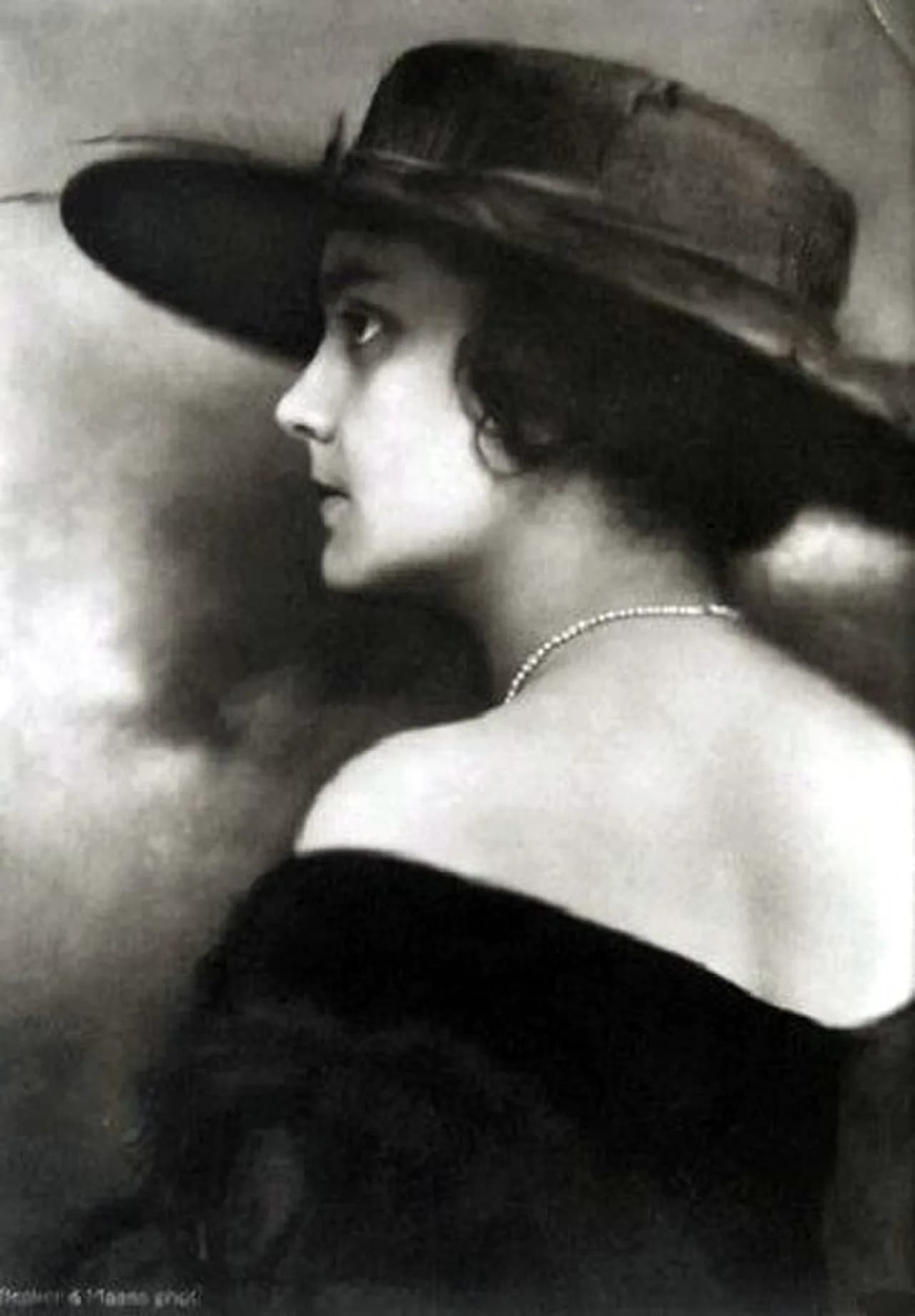 Sybill Morel