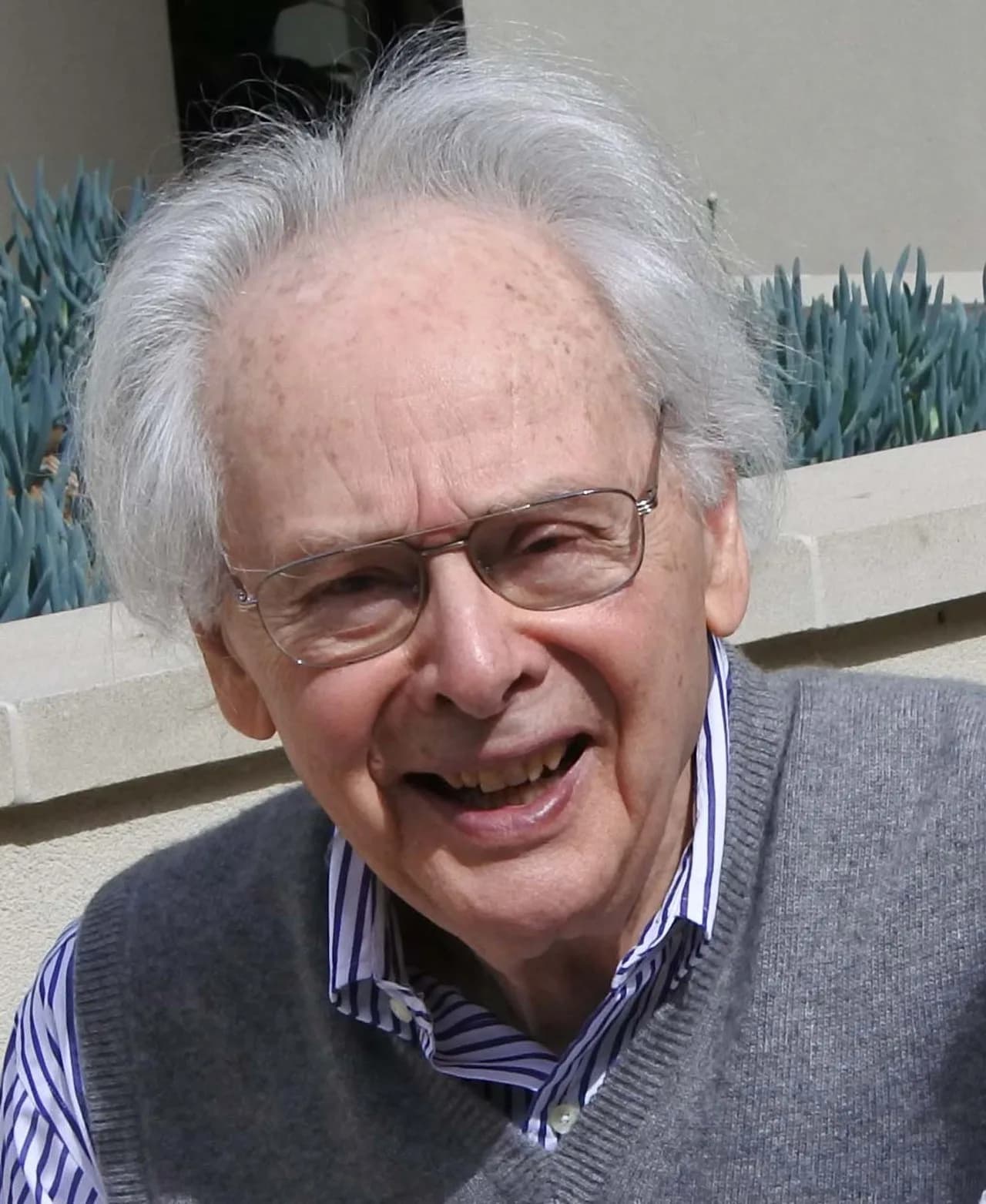 Ralph Lewis Knowles