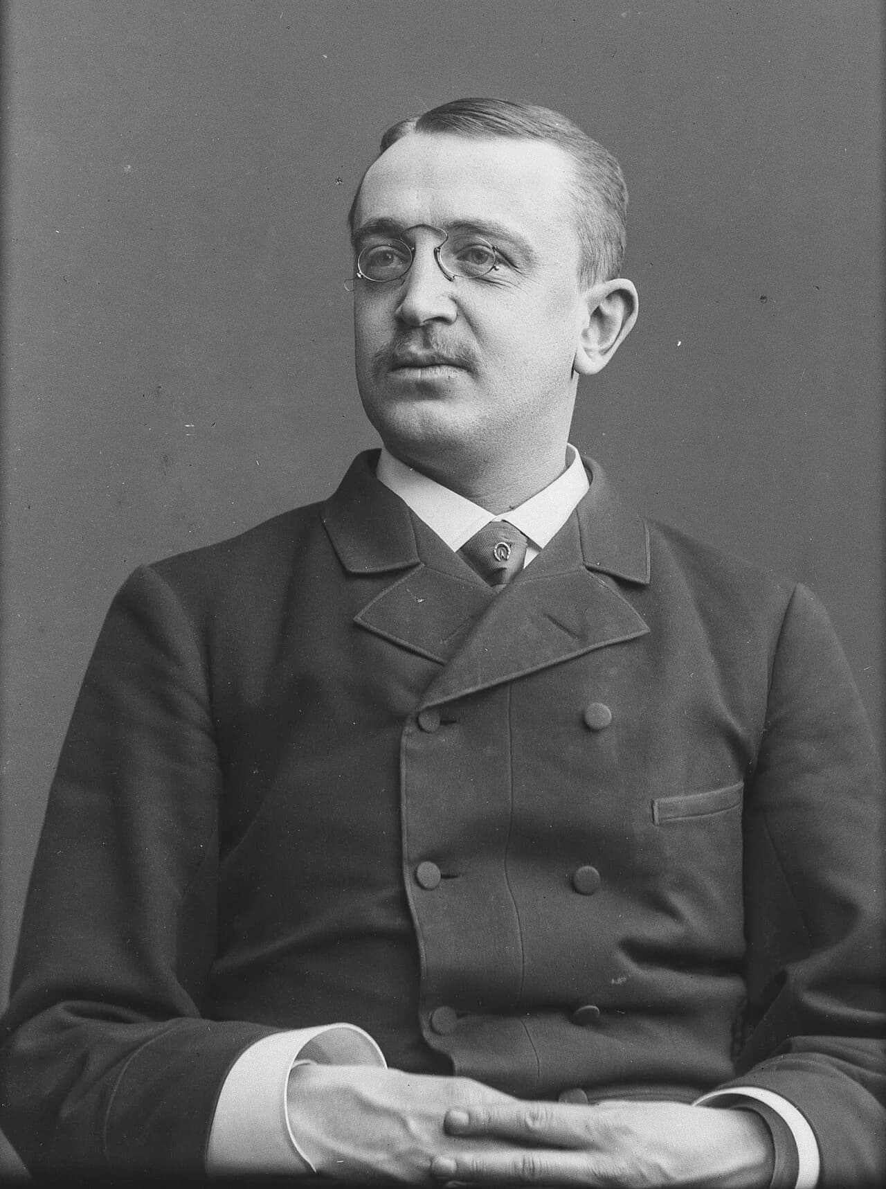 Gustaf Thollander