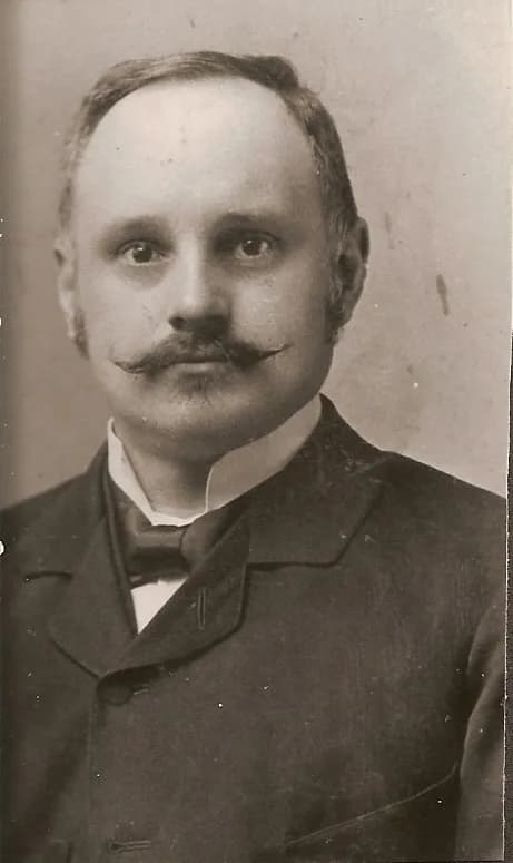 Dezső Falcsik