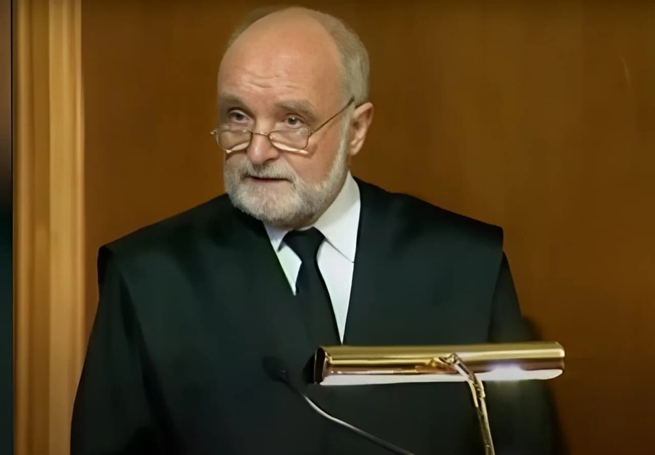 Ulrich Engel