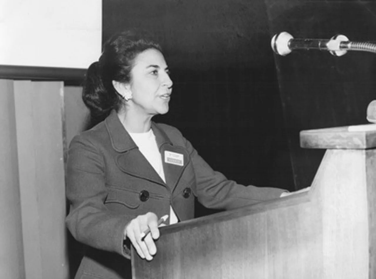 Louise Kassis