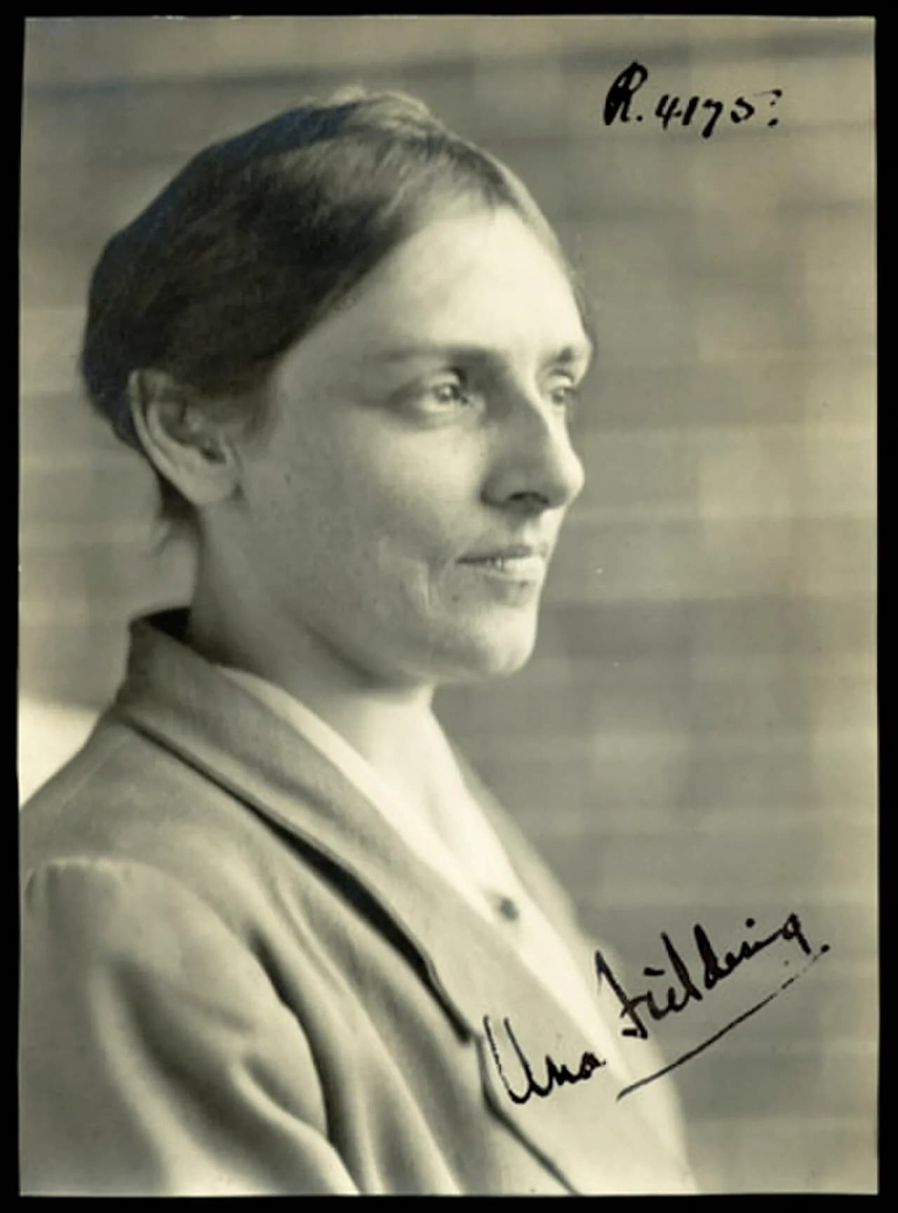 Una Lucy Fielding