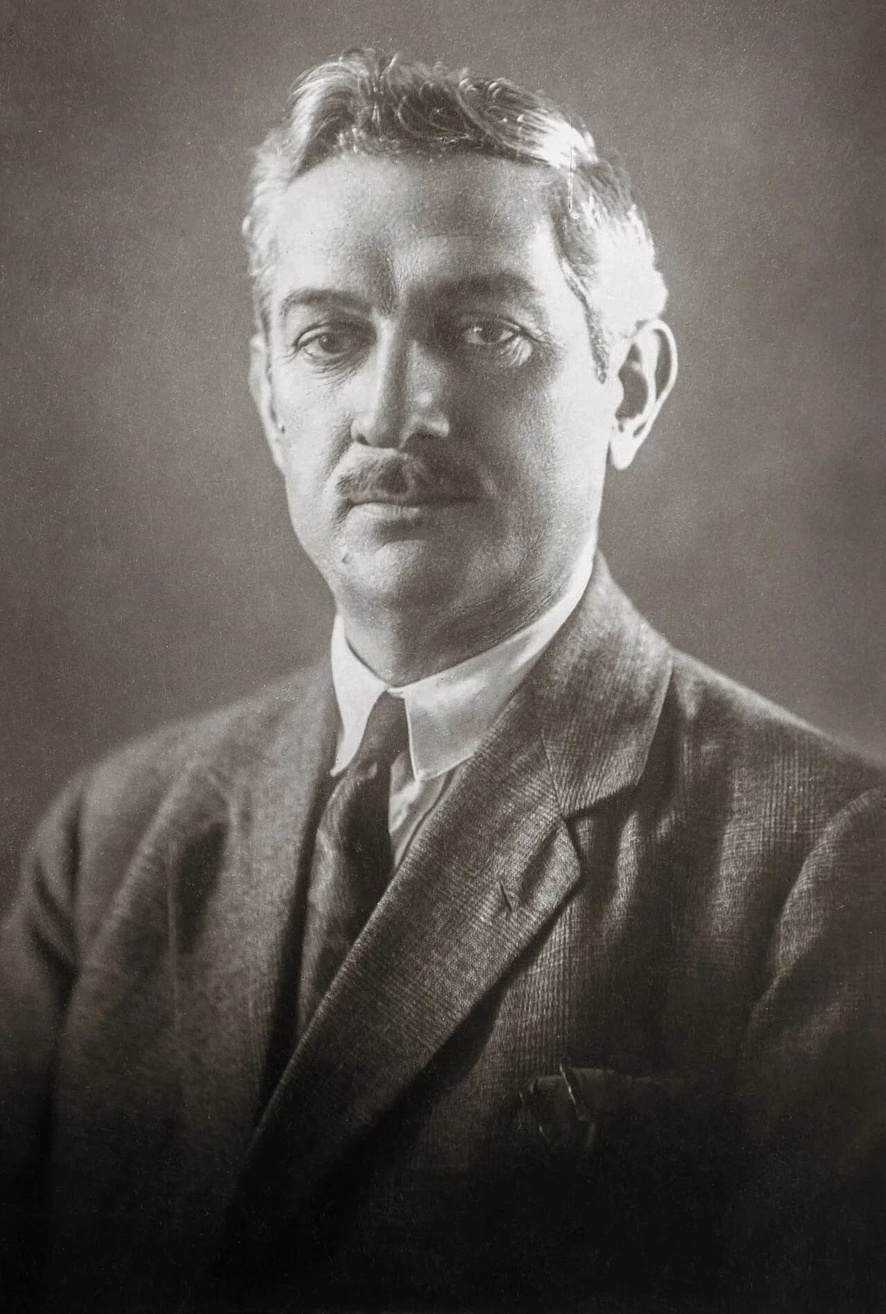 Müslüm Maqomayev
