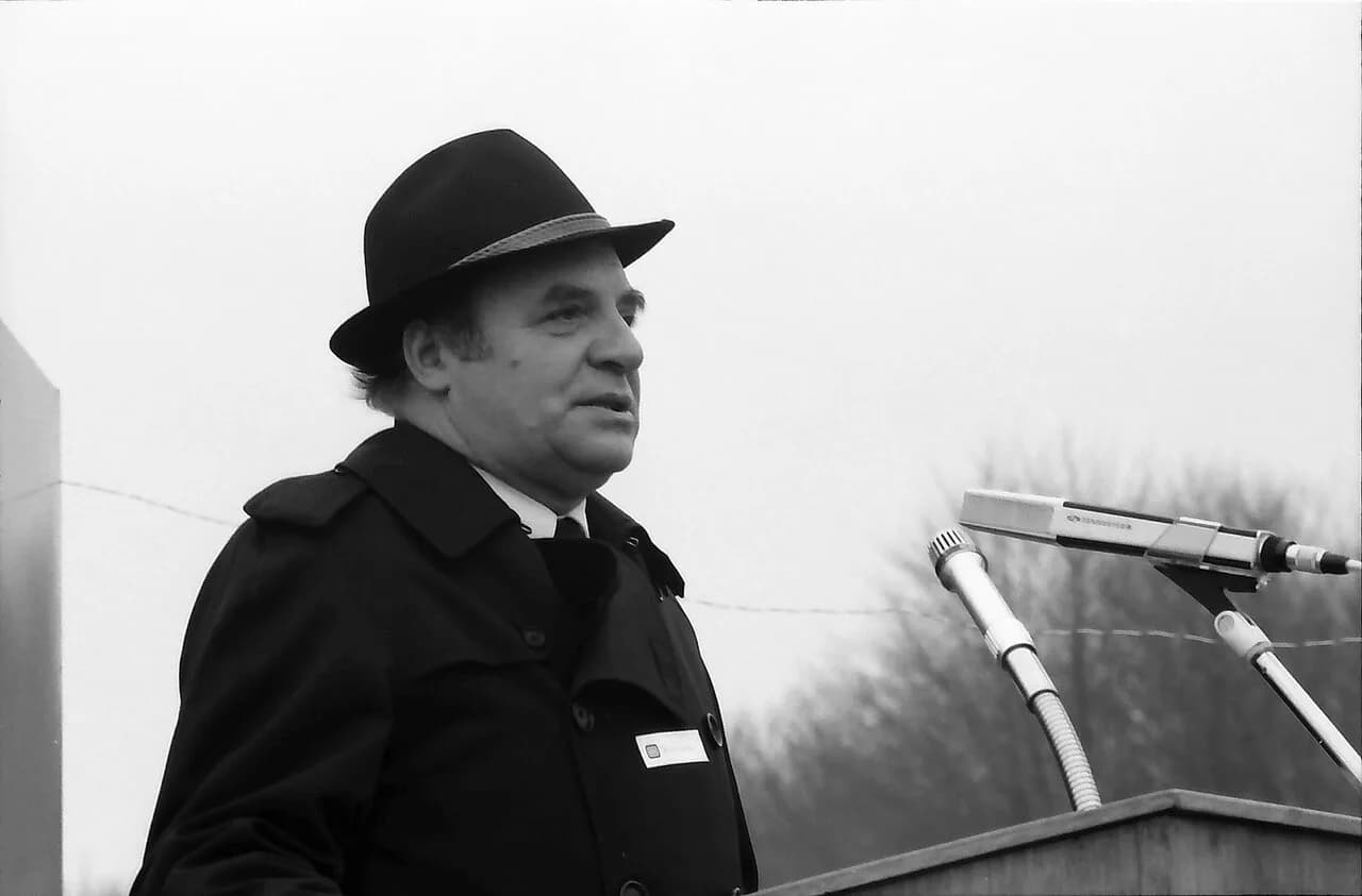 Walter Carlein