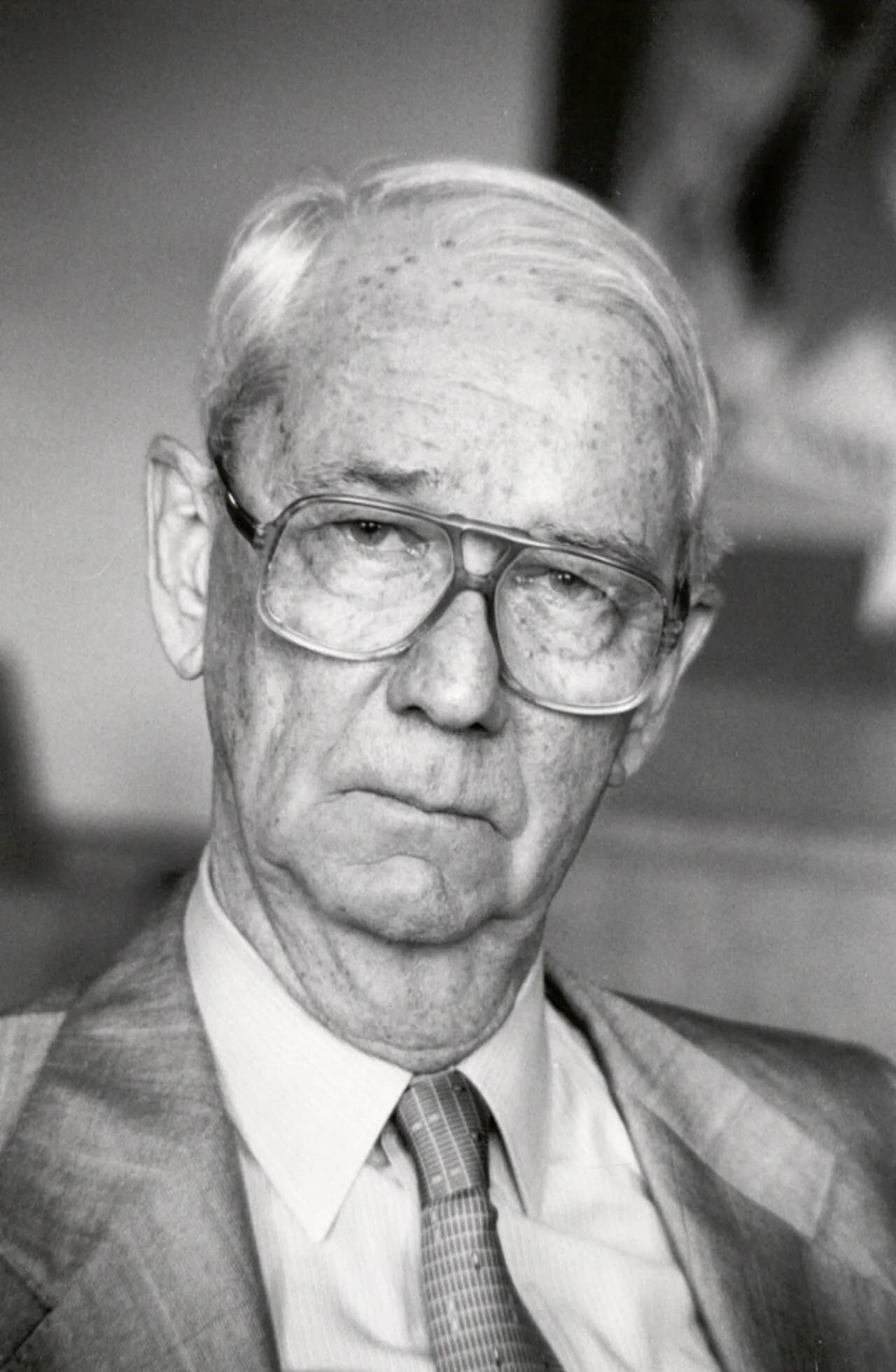 Walther Hofer