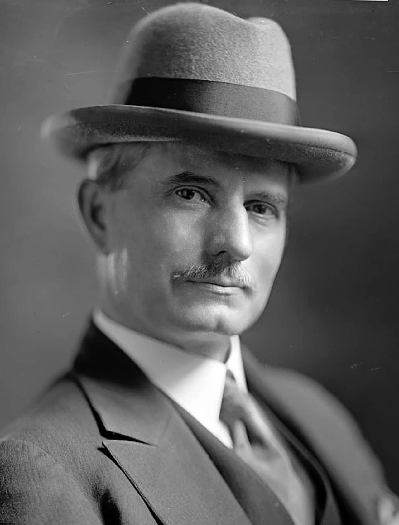 William W. Hastings