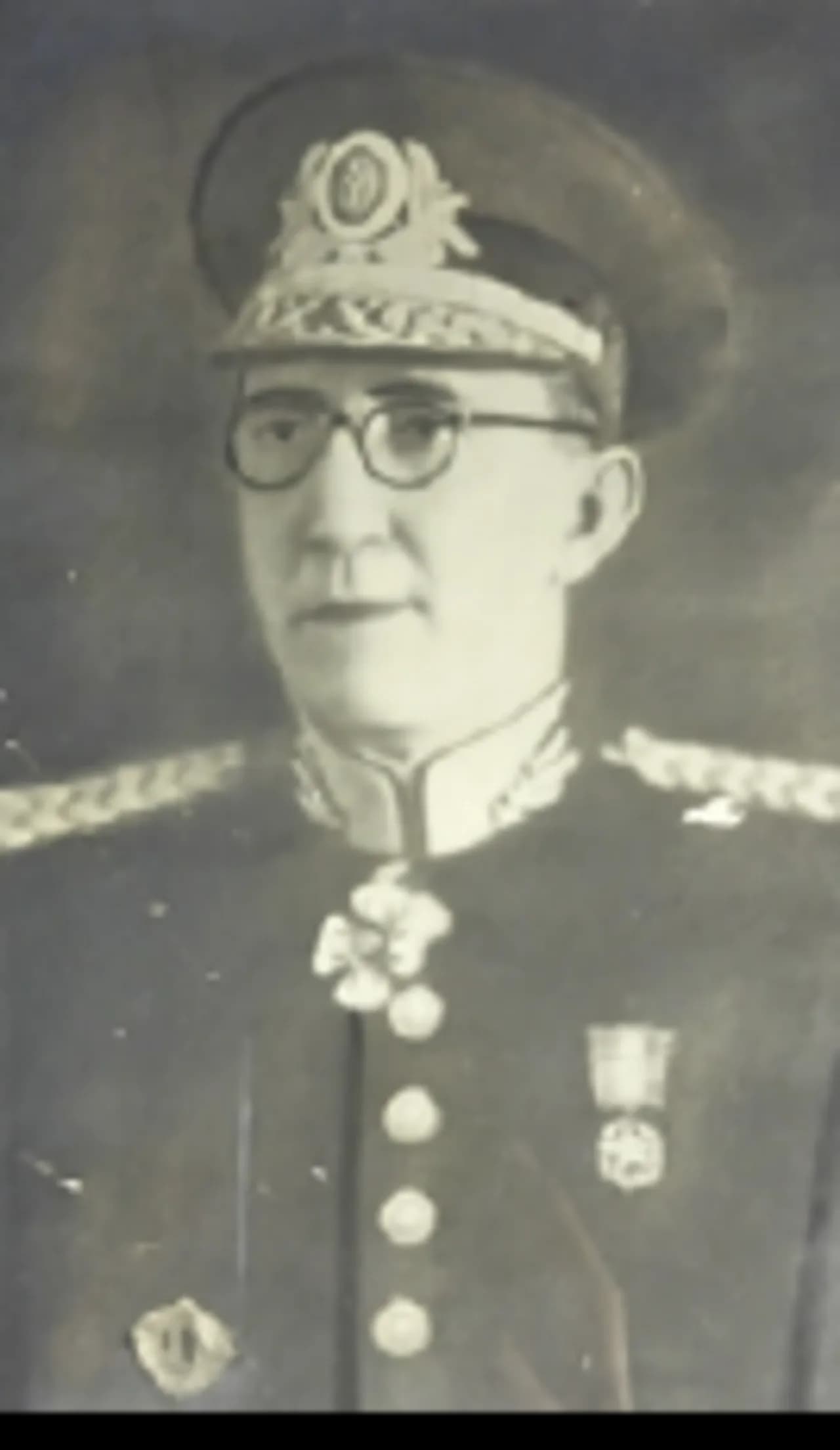 Salvador César Obino