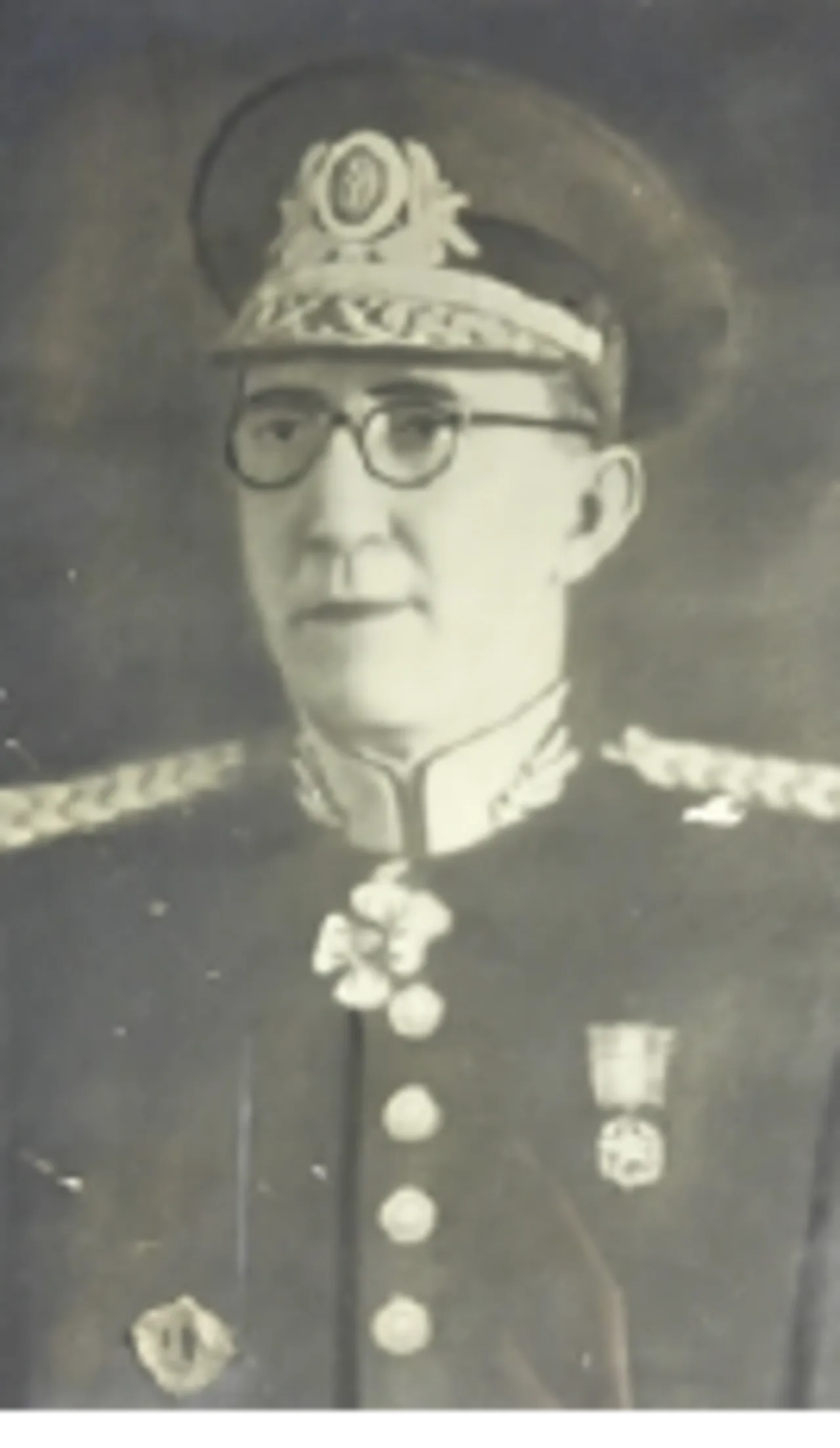 Salvador César Obino
