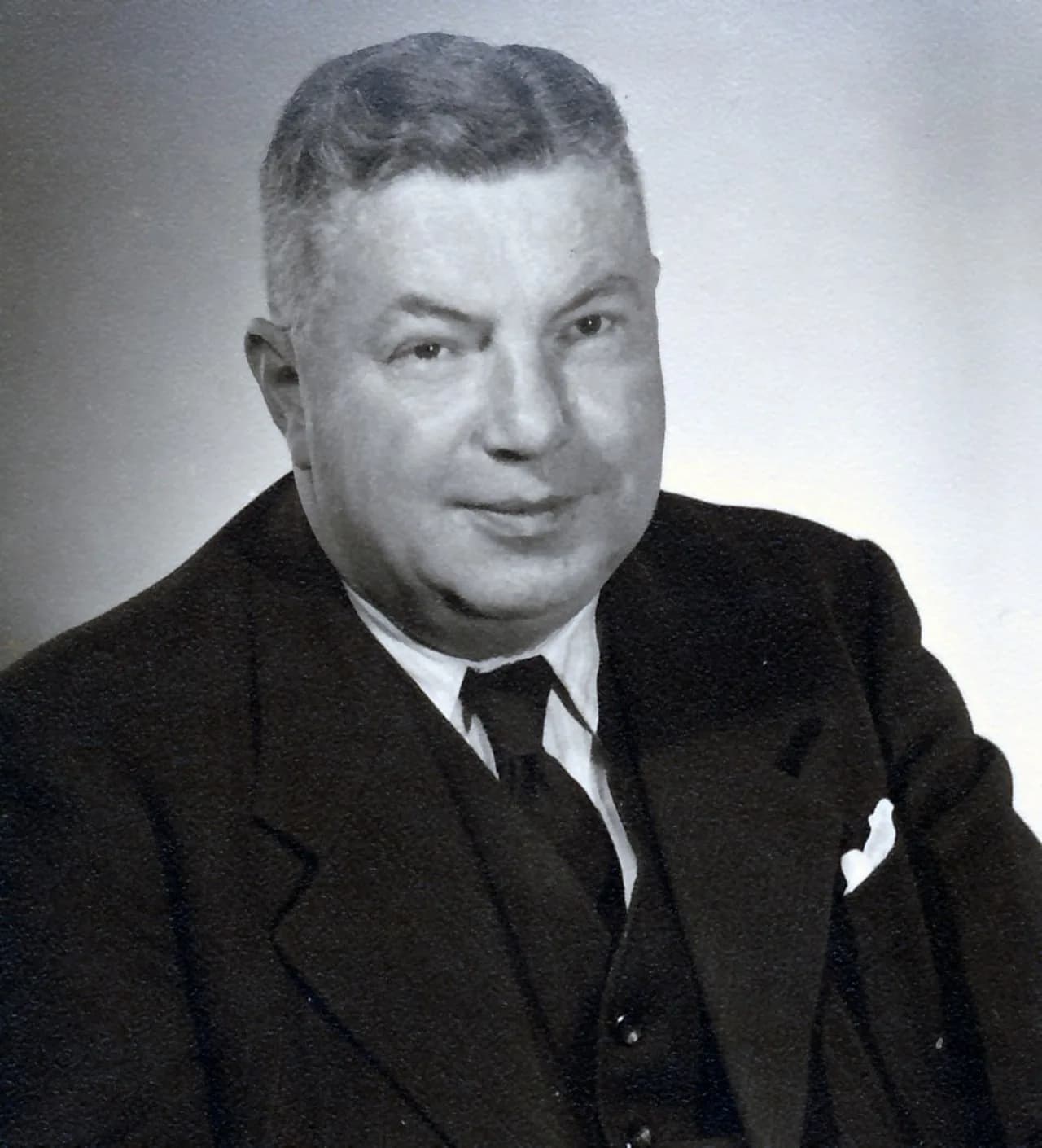 Alfred Ahrens