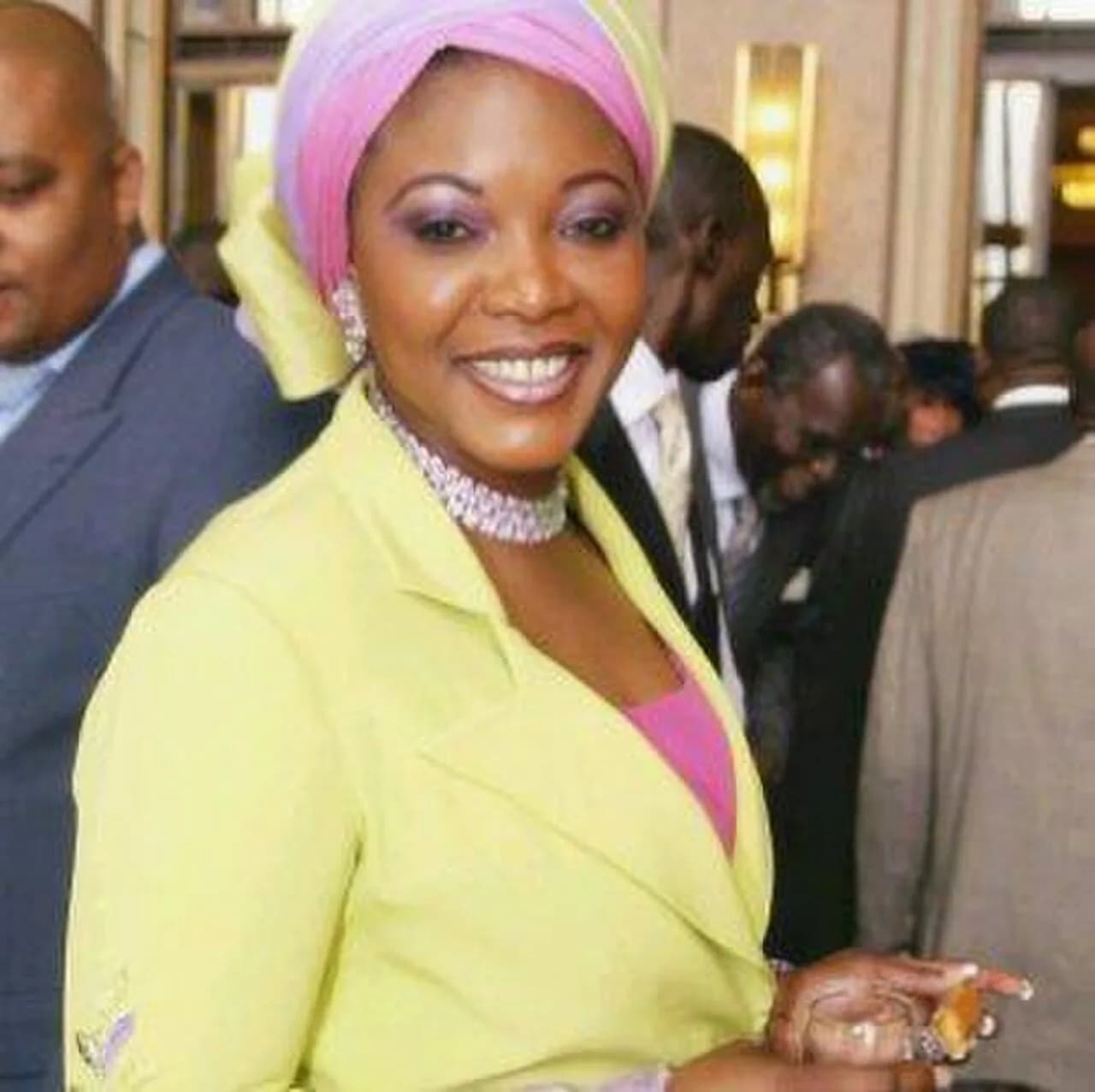 Édith Bongo