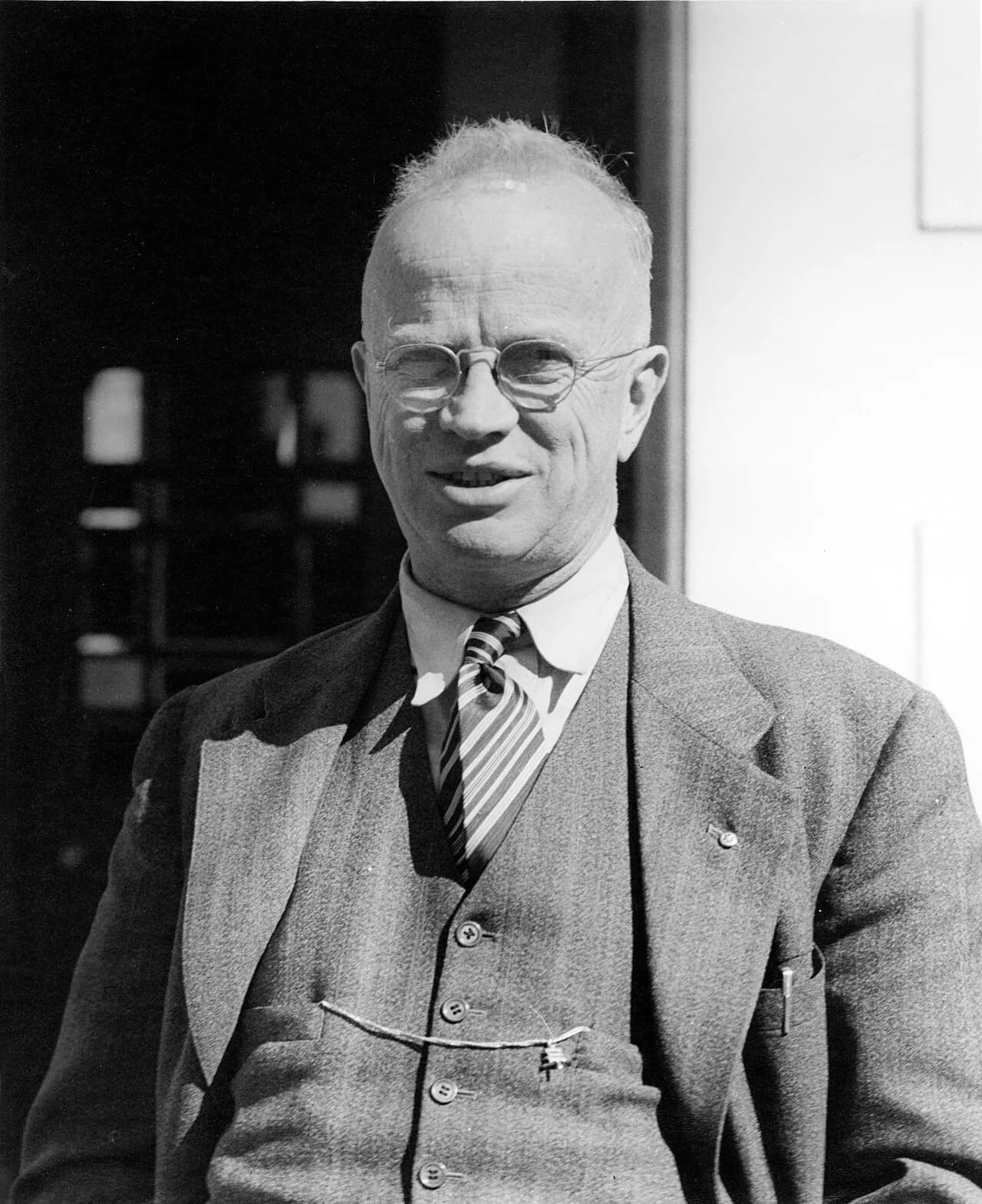 E. Laurence Palmer