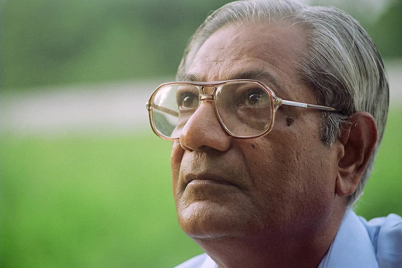 Labhshankar Thakar
