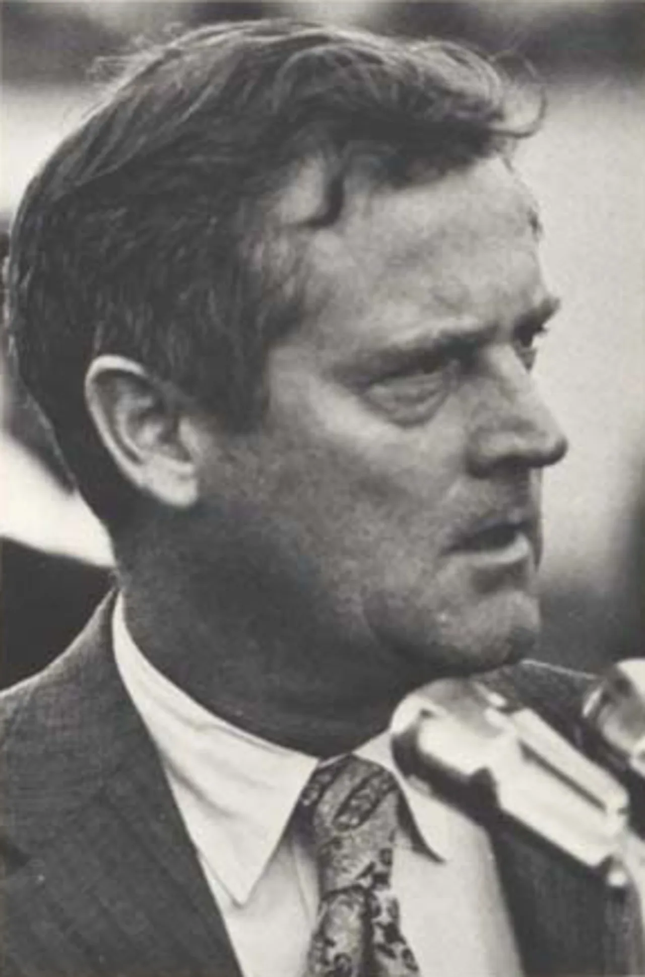A. Linwood Holton