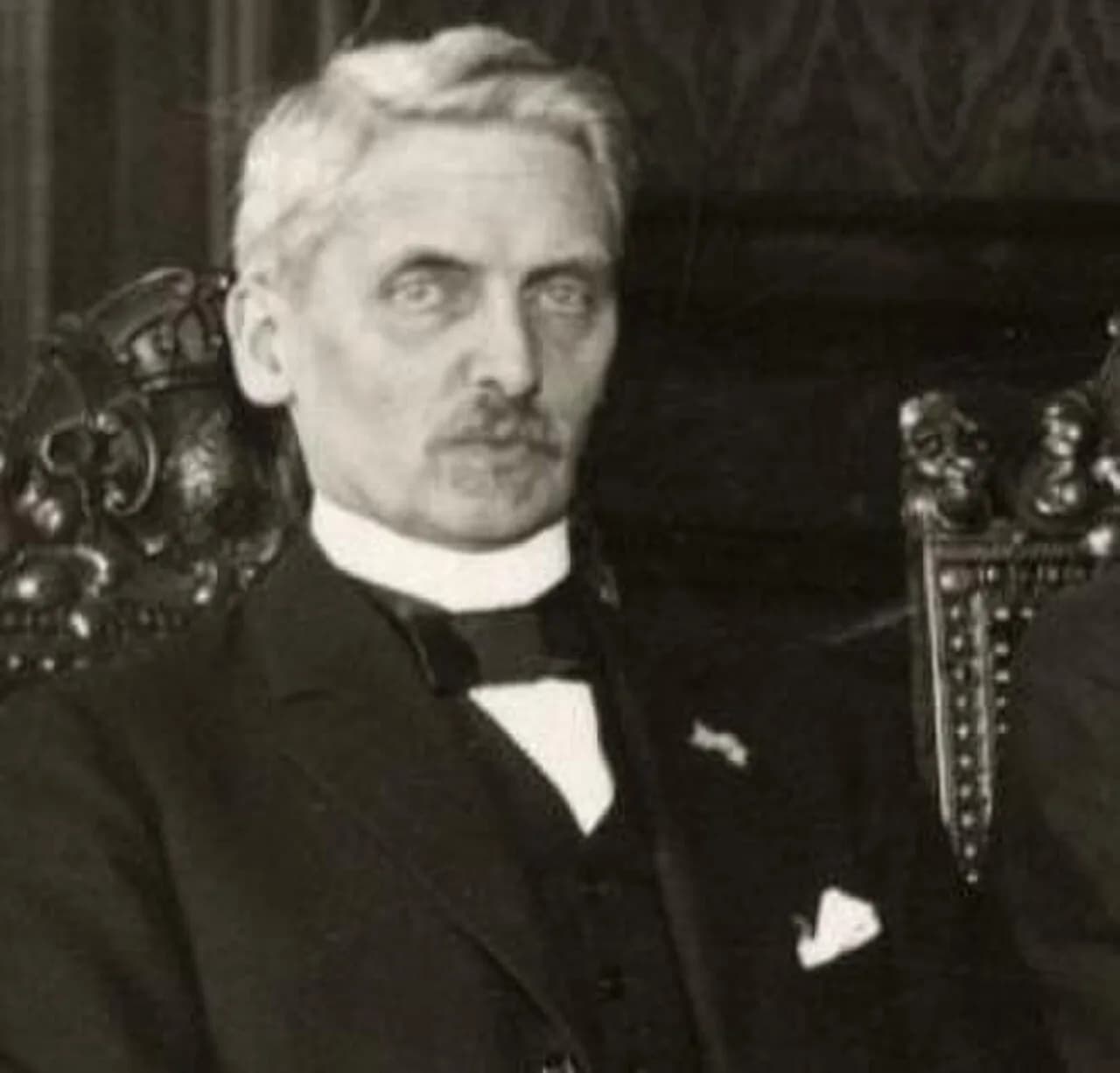 Louis Van Oeyen