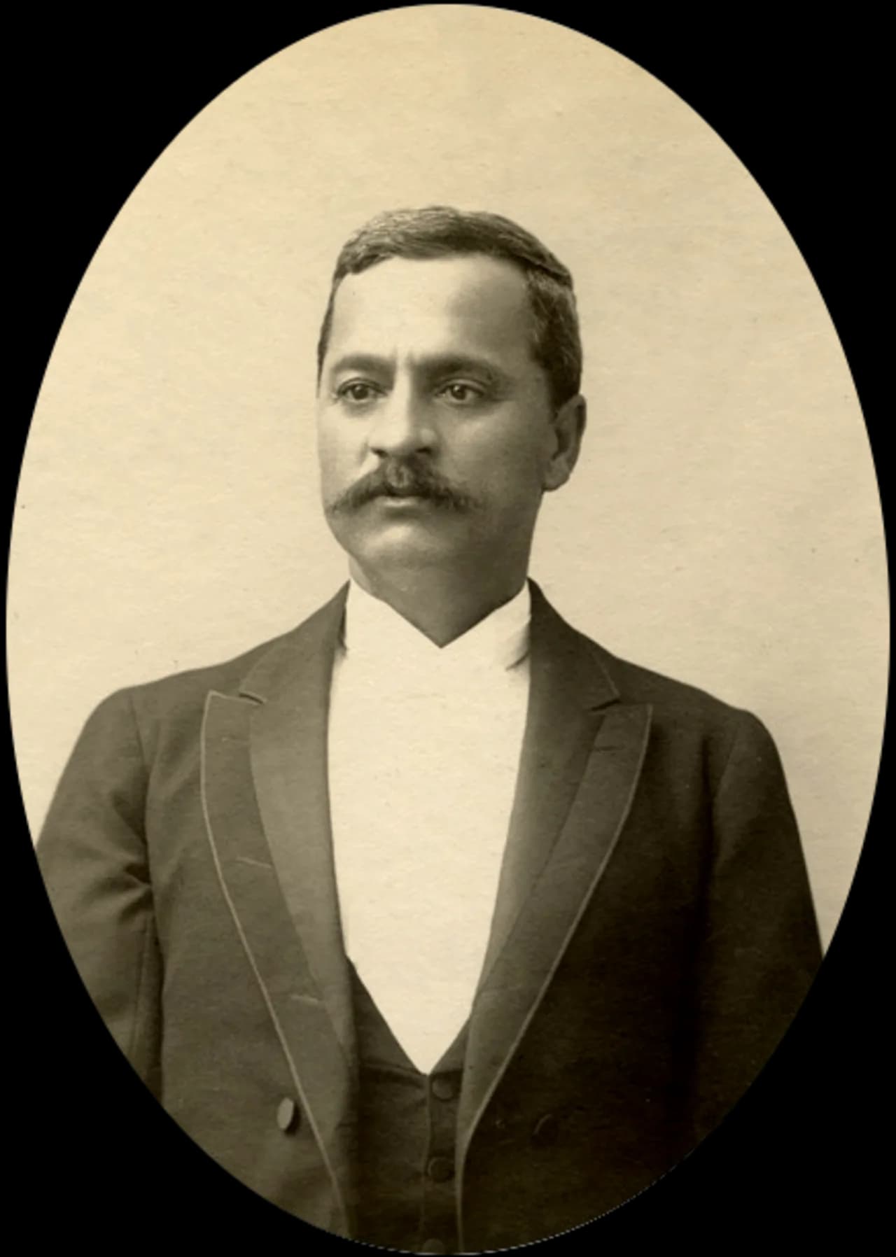 William Pūnohu White