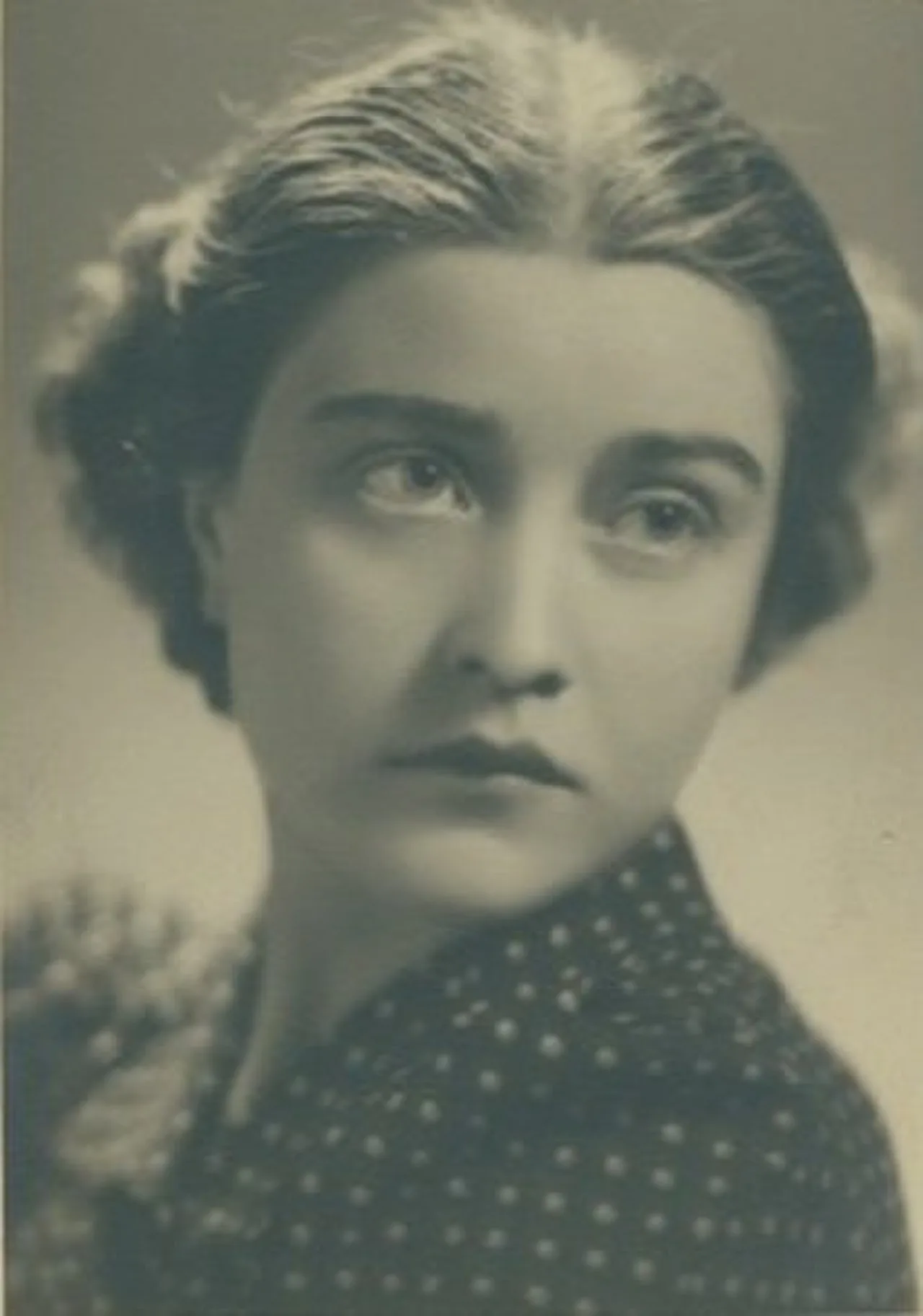 Neli Karowa
