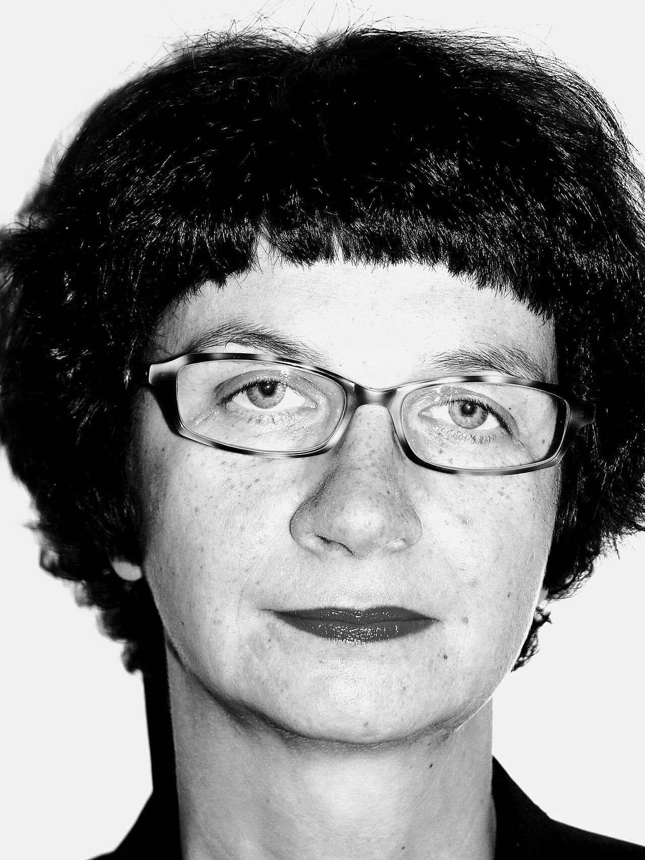Barbara Weiss