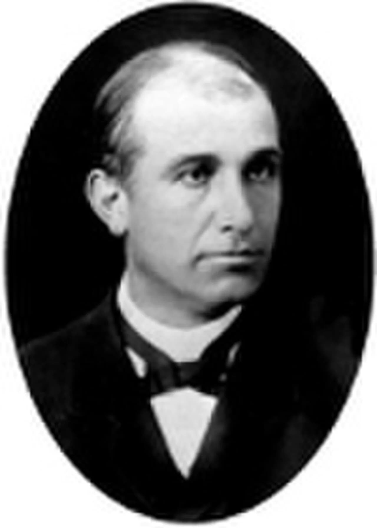 Adrien Mentienne